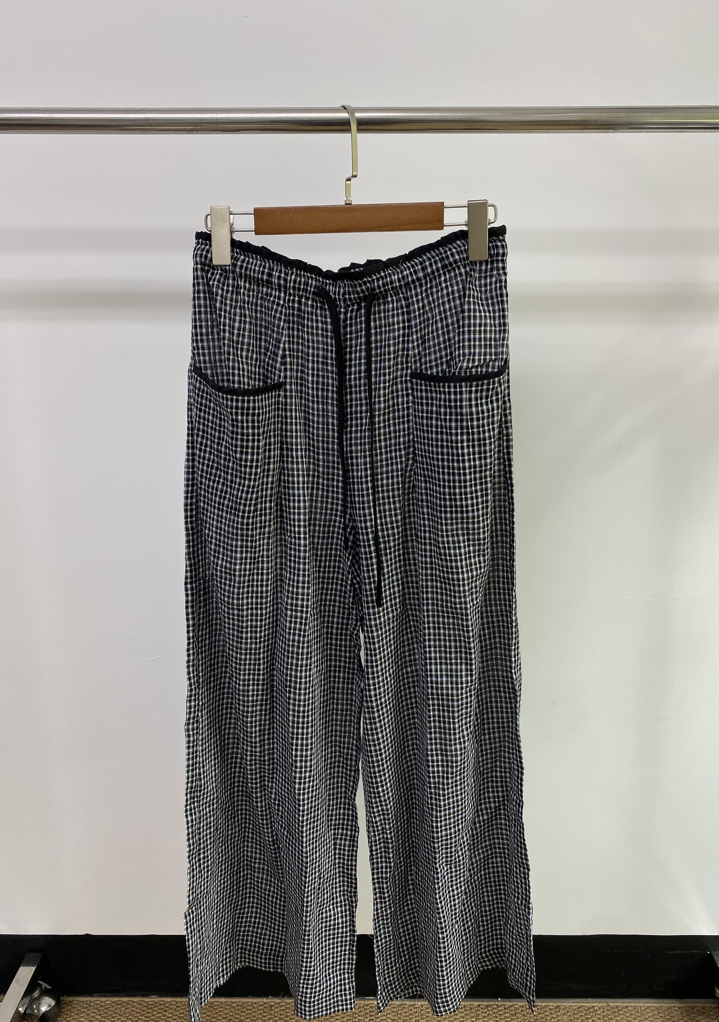 W00197鬆弛感格子抽繩長褲