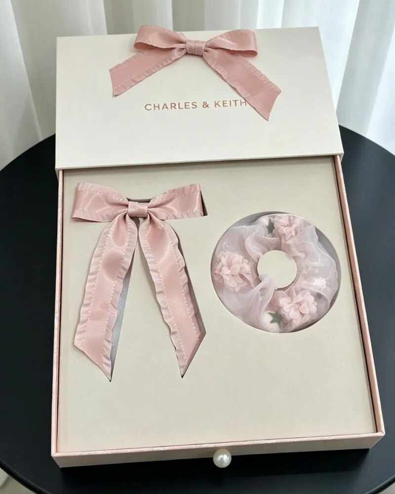 CHARLES & KEITH 小CK 520限定禮盒