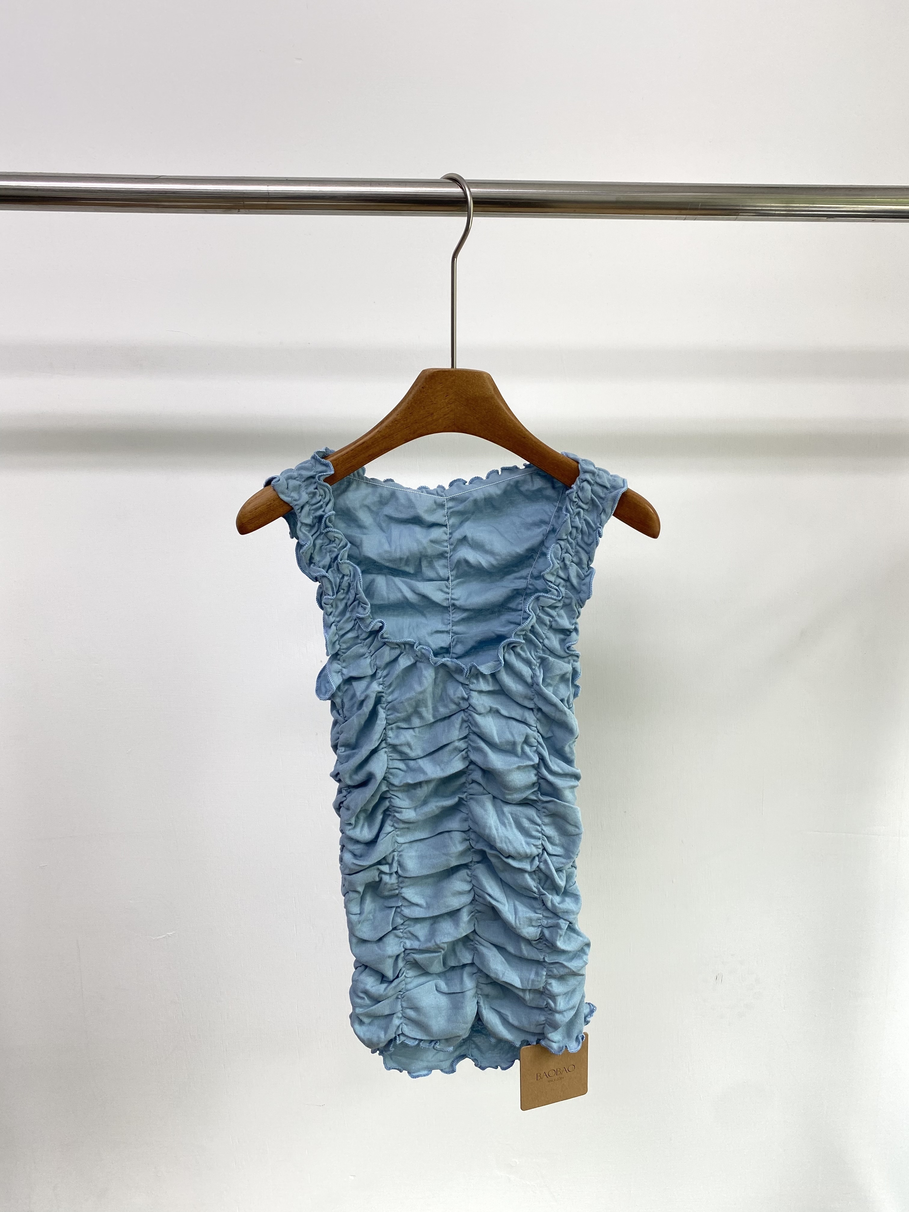 W00204皺摺無袖上衣