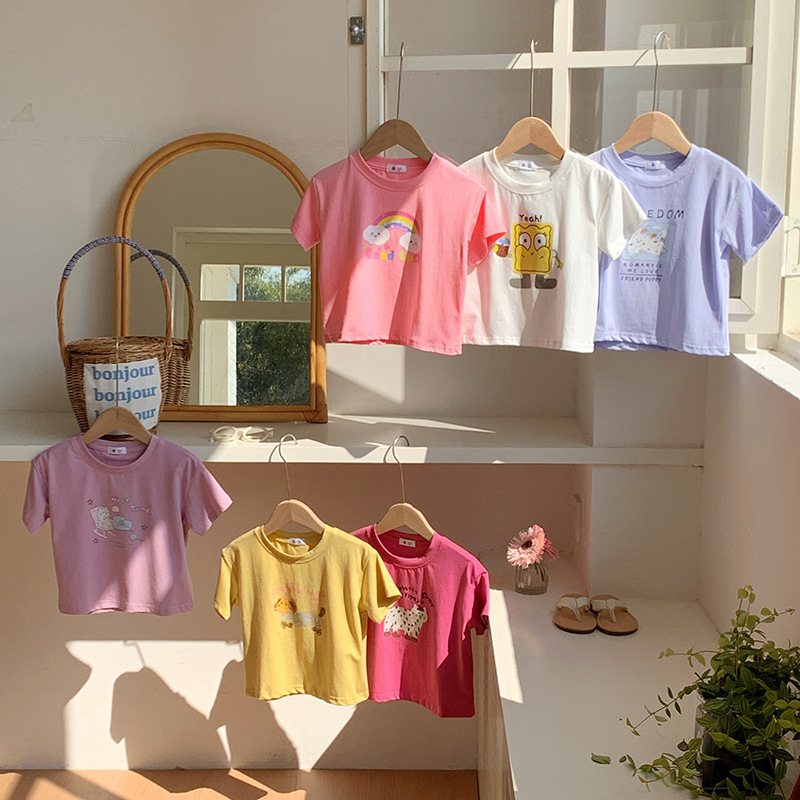 女寶看這邊｜塗鴉休閒上衣