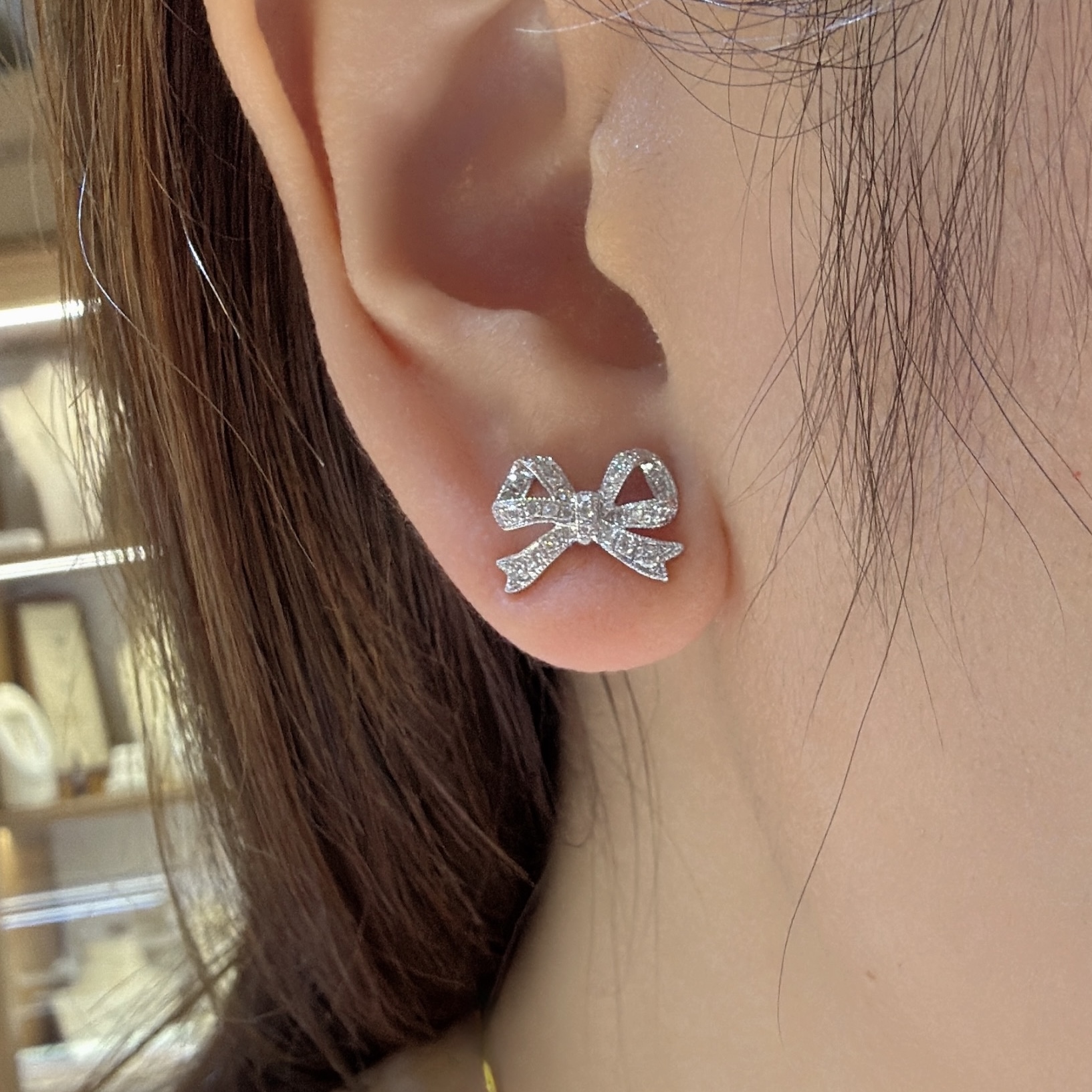 18K金天然鑽石耳釘 - 蝴蝶結