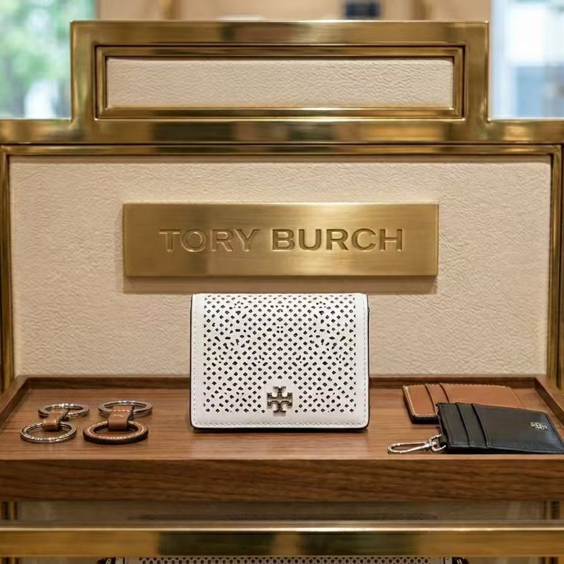 【預購】H042913 Tory Burch Emerson 白色雷射切割短夾