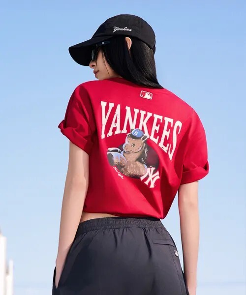 【OWN】MLB Korea 短袖 上衣 馬年 休閒 落肩 圓領 大LOGO 短TEE 不分男女 NY 洋基 黑色 白色 紅色