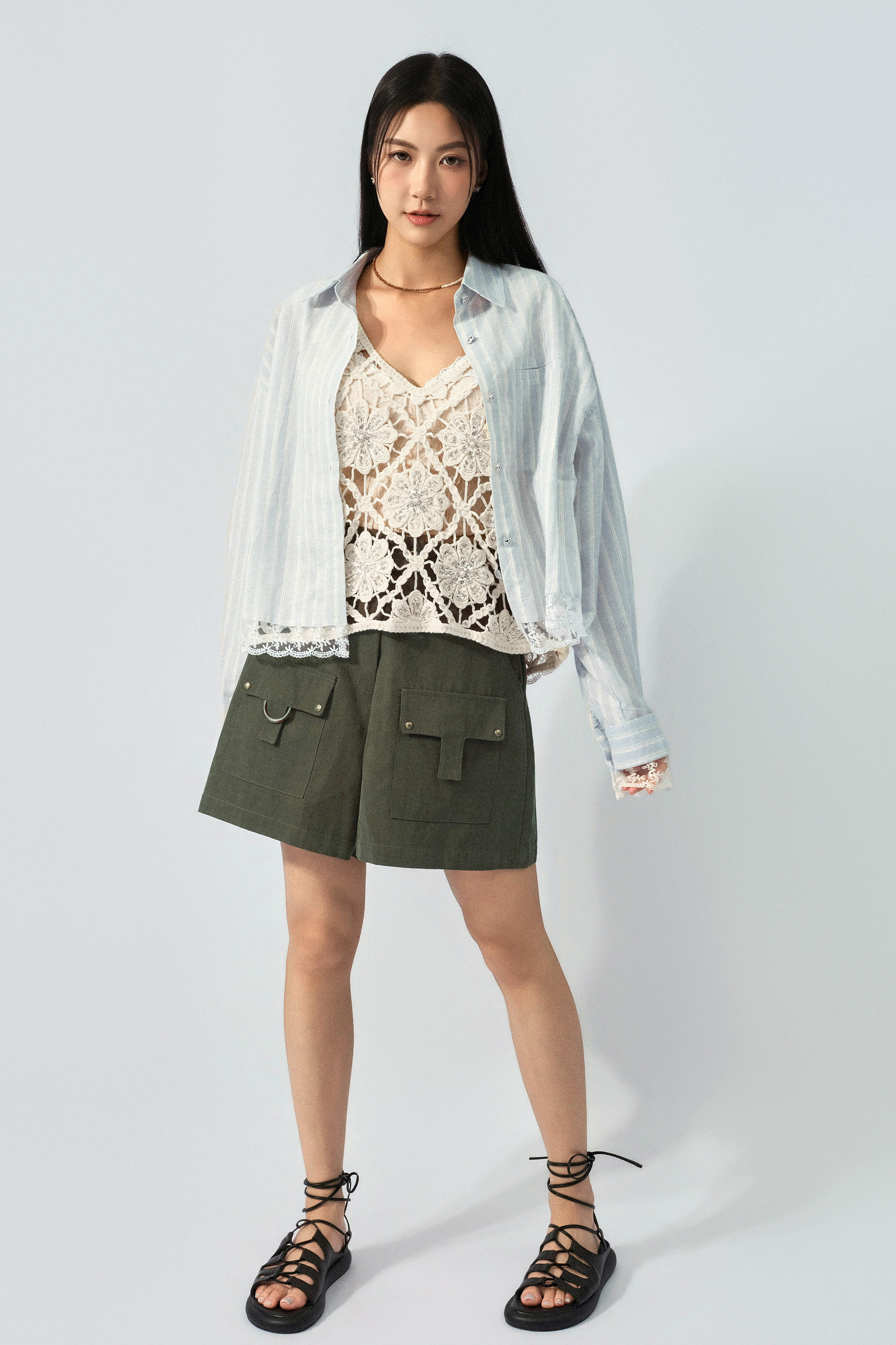 蕾絲邊特式條子恤衫 (預購產品）