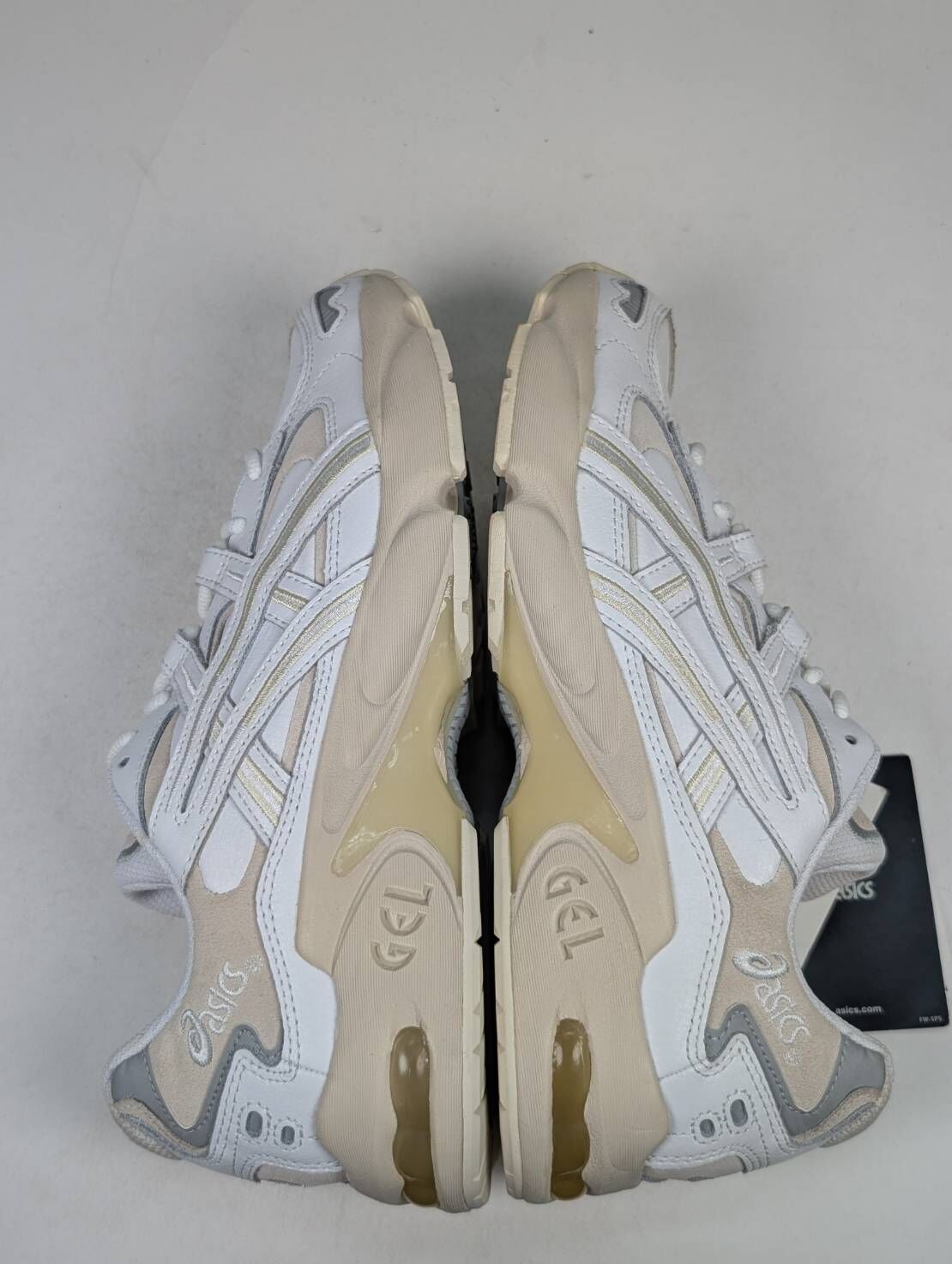 微瑕疵-左右腳中底鞋底色差 1191A147-100 27CM ASICS GEL-KAYANO 5 OG 白 卡其 復古慢跑鞋