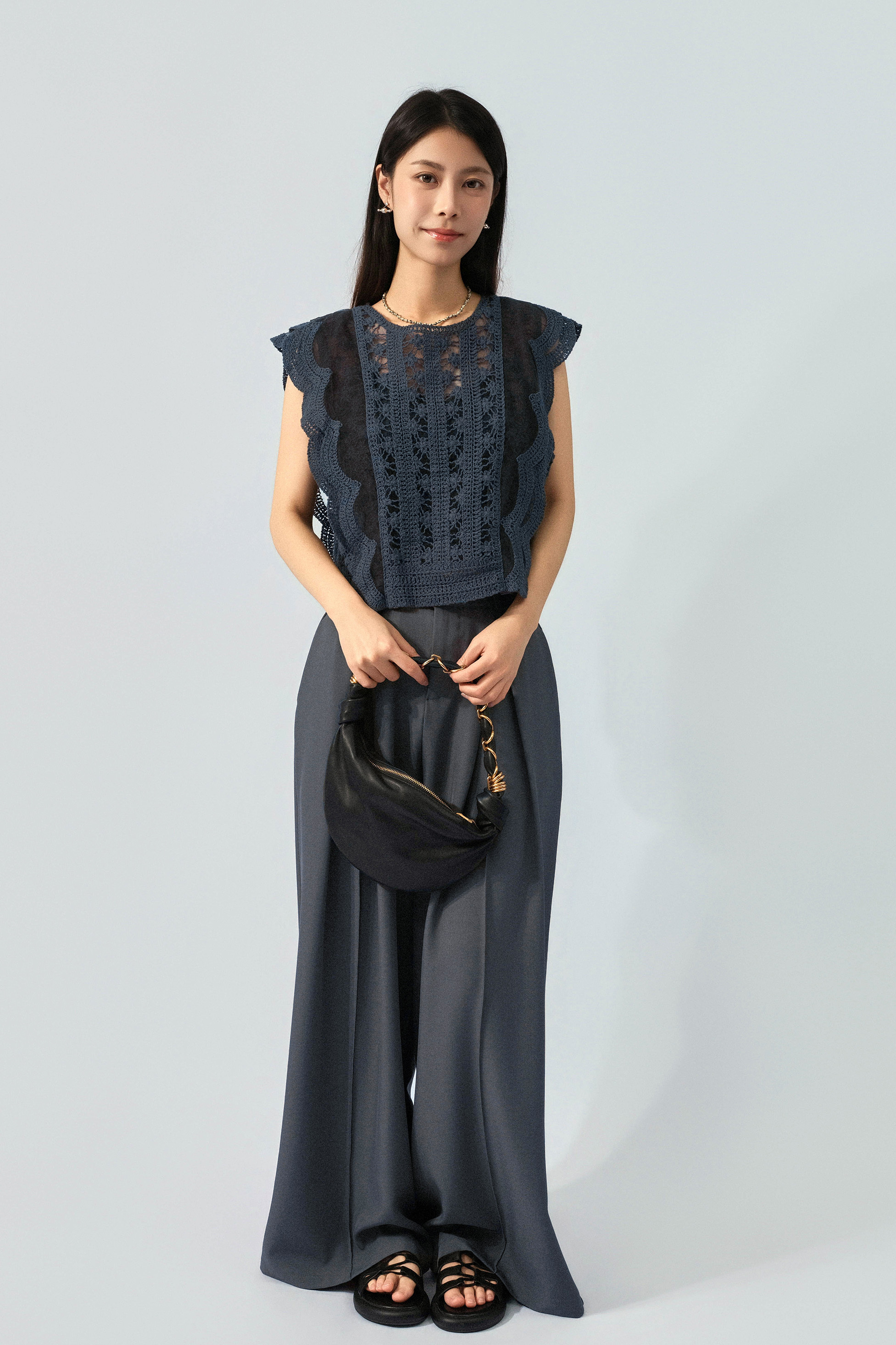 金屬圈肩帶雙結軟皮袋（預購產品）