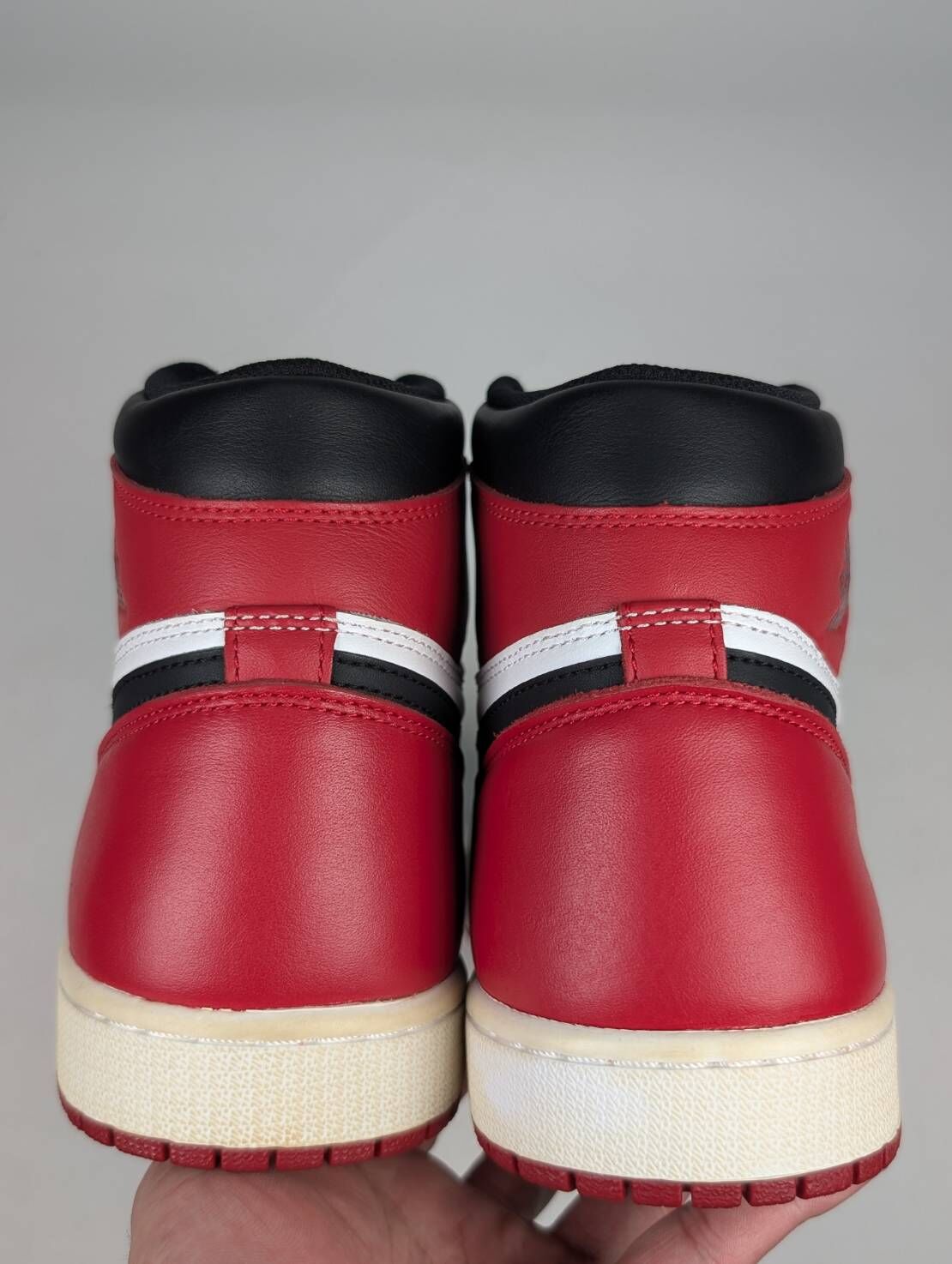 微瑕疵-左右腳中底泛黃 555088-125 M11.5 JORDAN 1 RETOR HIGH OG