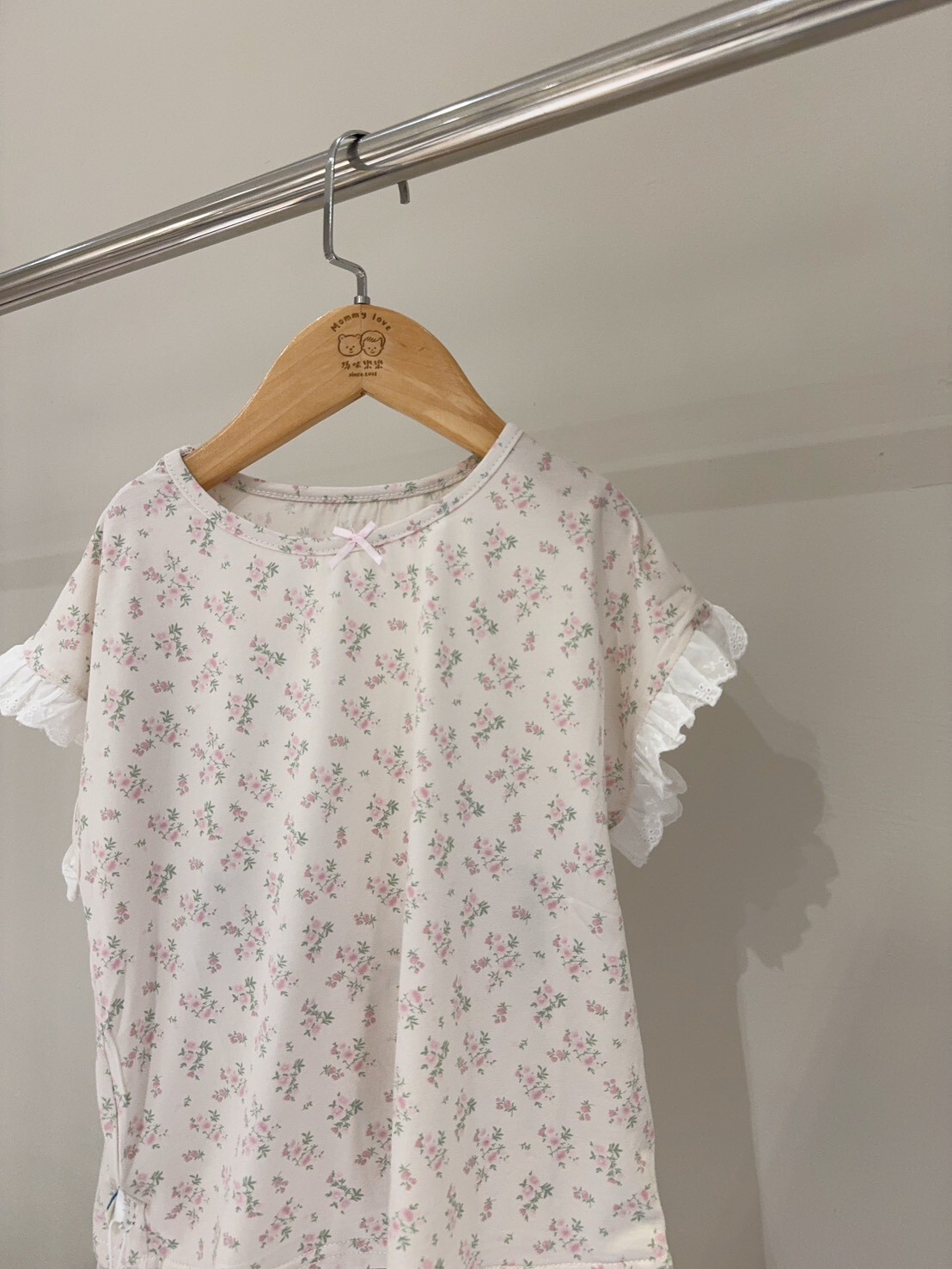 M33冰淇淋家 蕾絲袖粉花短褲家居服套裝