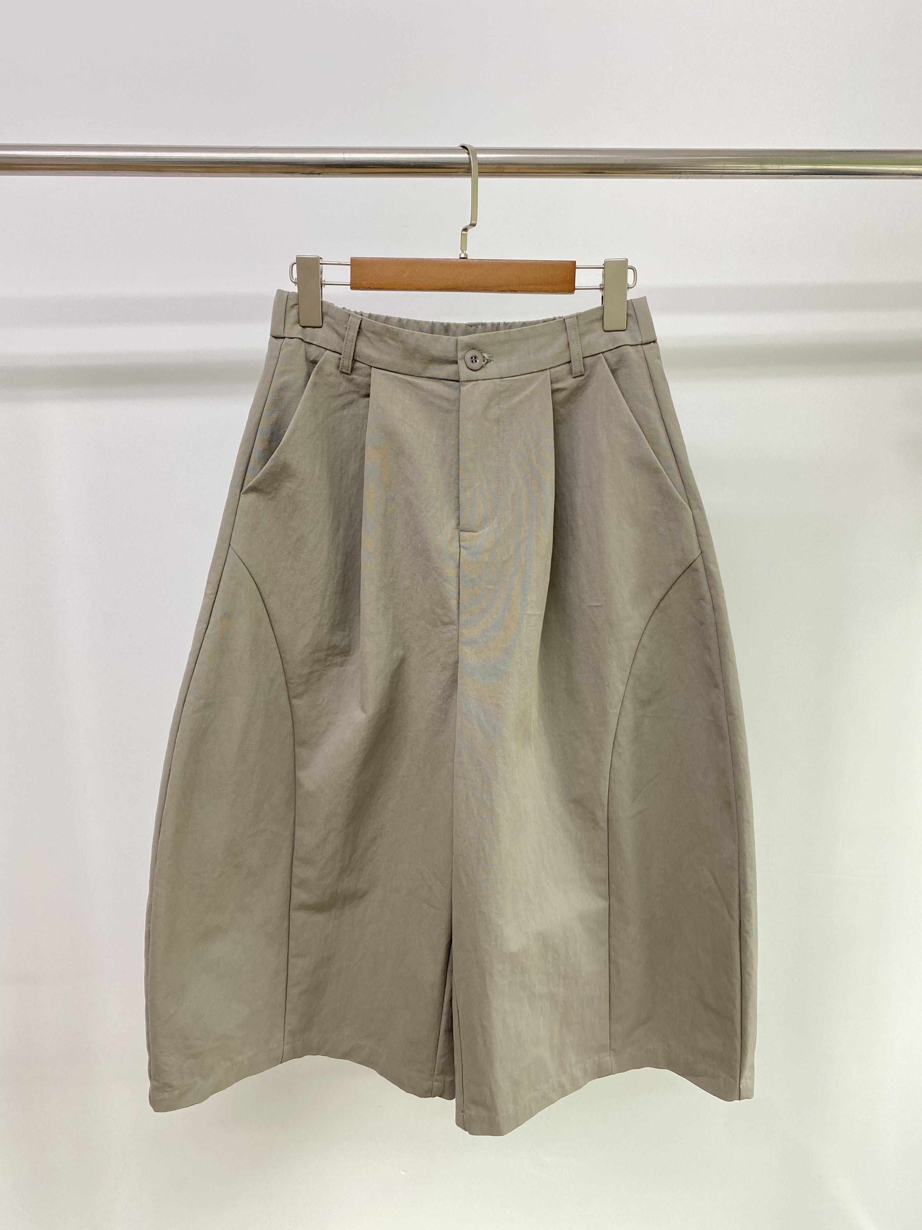 W00219後鬆緊八分褲