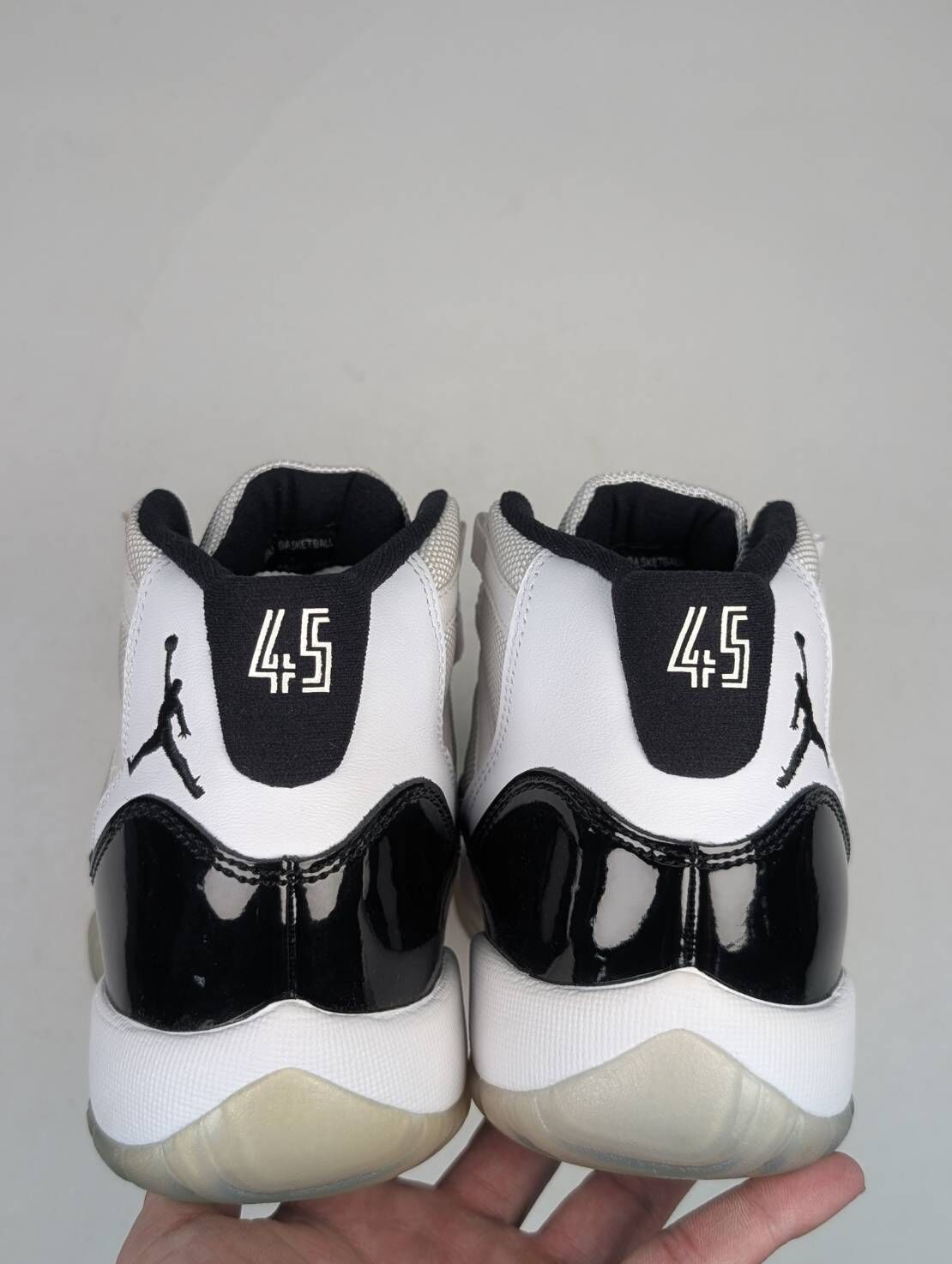 微瑕疵-左右腳鞋中底鞋底鞋帶鞋面泛黃 378038-100 4.5Y Air Jordan 11 「 Concord 」GS 女段