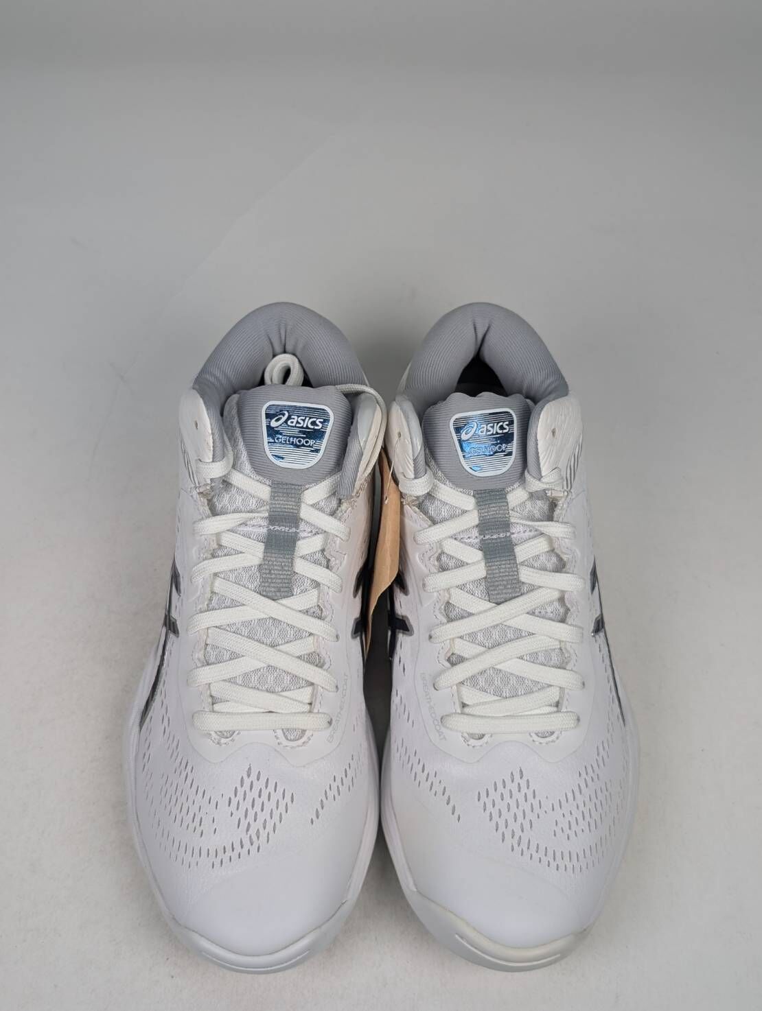 微瑕疵-左外側中底氧化色差 1063A050-101 26CM ASICS GELHOOP V14  經典 運動 休閒 白藍 男