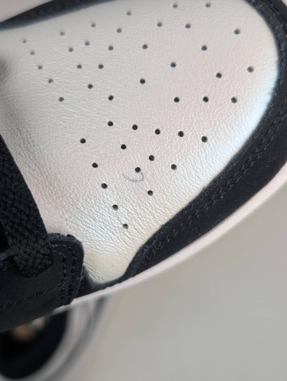 微瑕疵-左右腳鞋底泛黃左腳鞋面髒汙 DH6933-100 M8.5 Air Jordan 1 High MID '' DIAMOND SPORTS '' 鑽石 黑白 男鞋