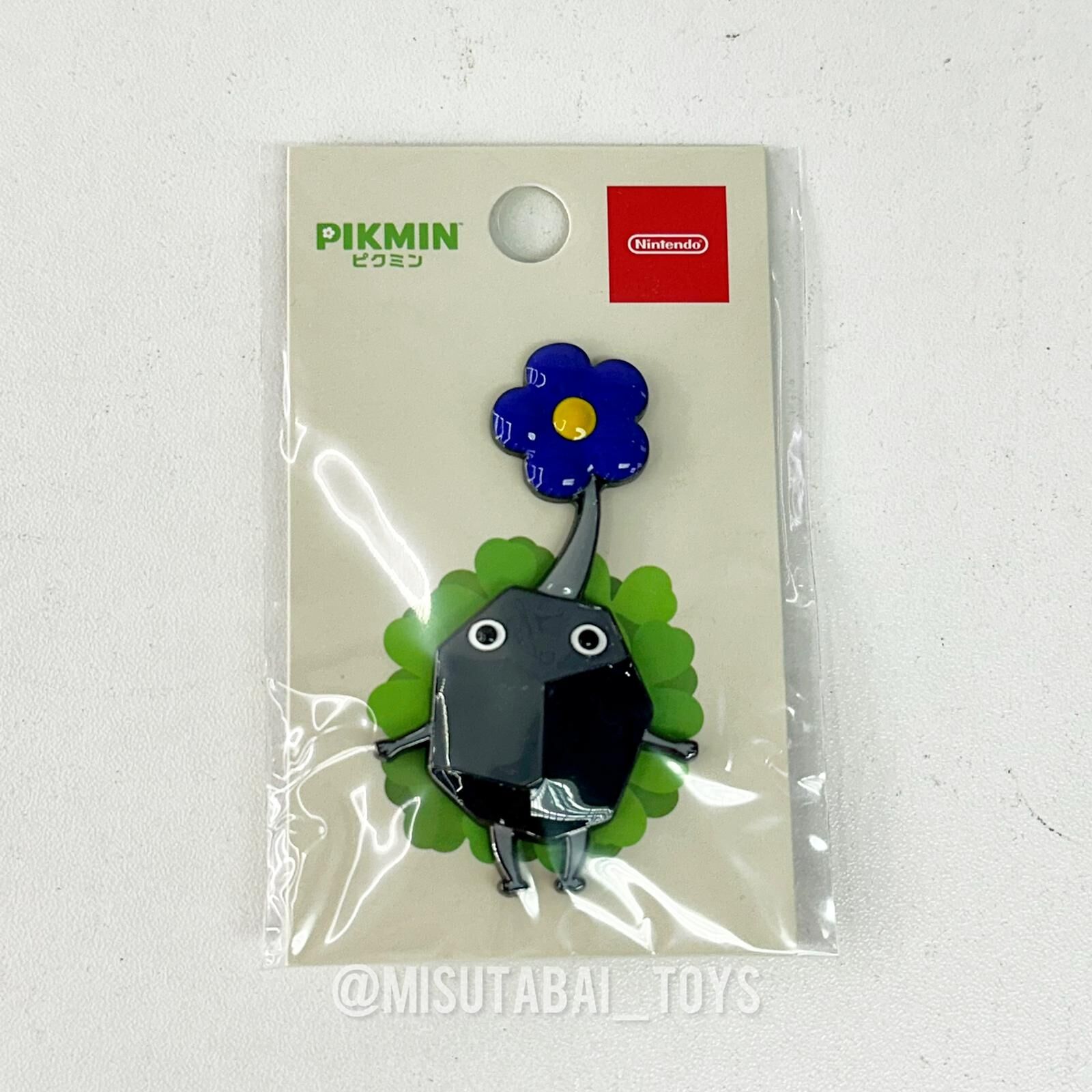 Nintendo Stone PIKMIN Badge