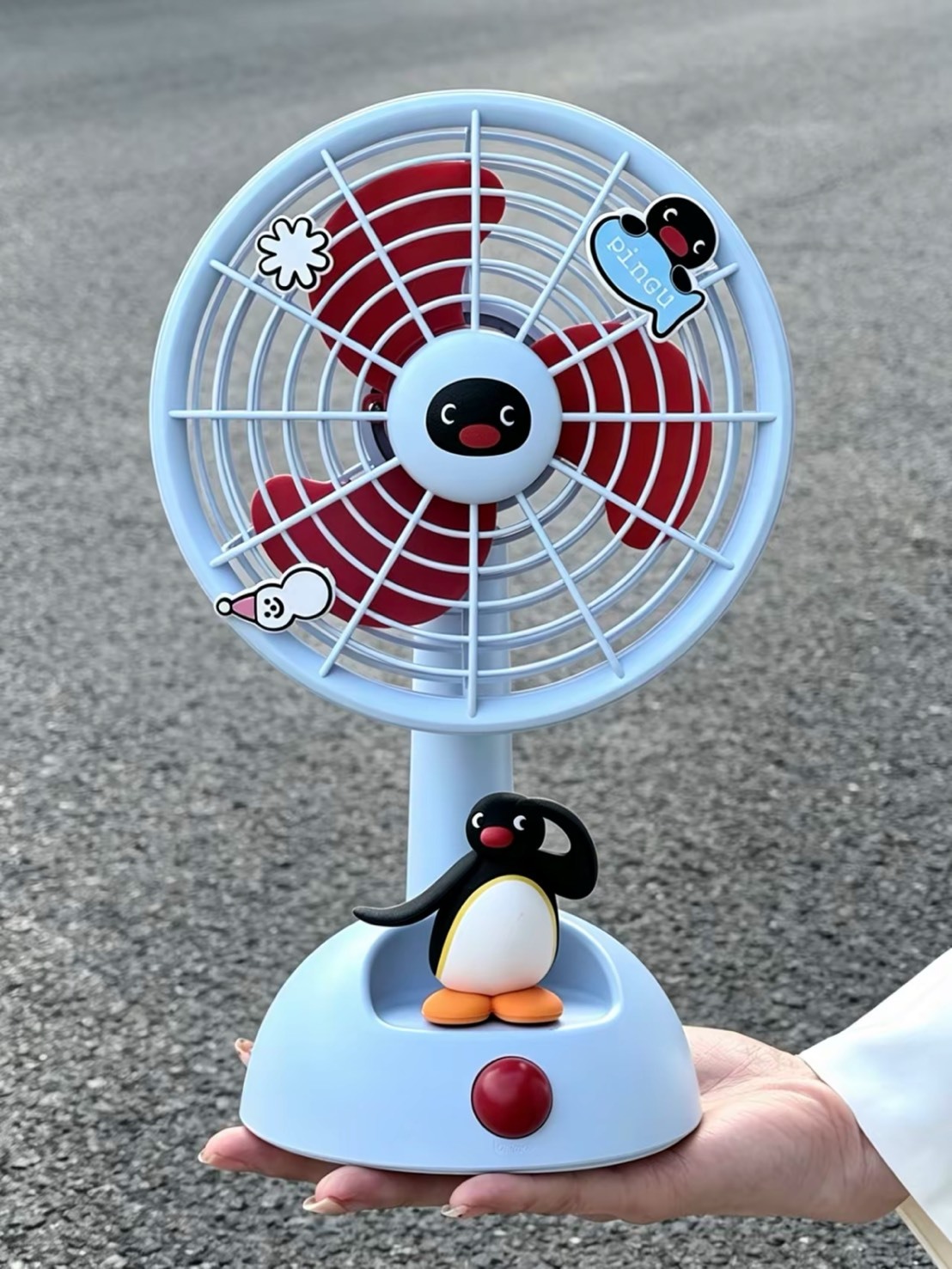 正版授權 PINGU HELLO KITTY 聯名款 大風力搖頭風扇