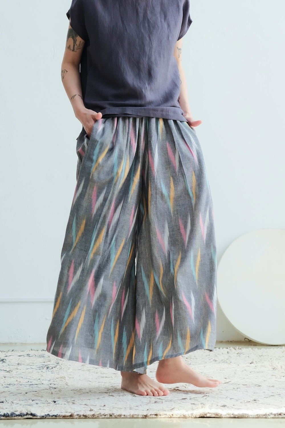 散狀大寬褲 / Ikat 灰芝麻