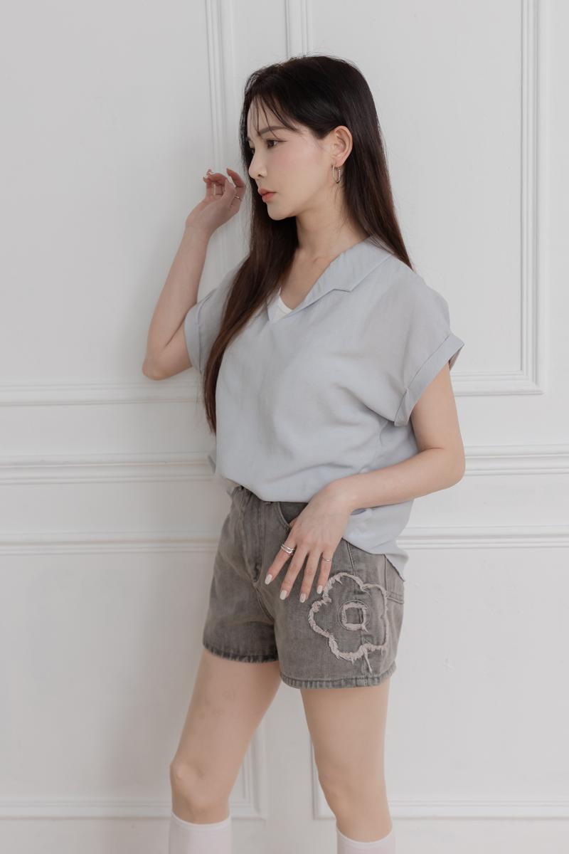 造型抽鬚小花牛仔短褲