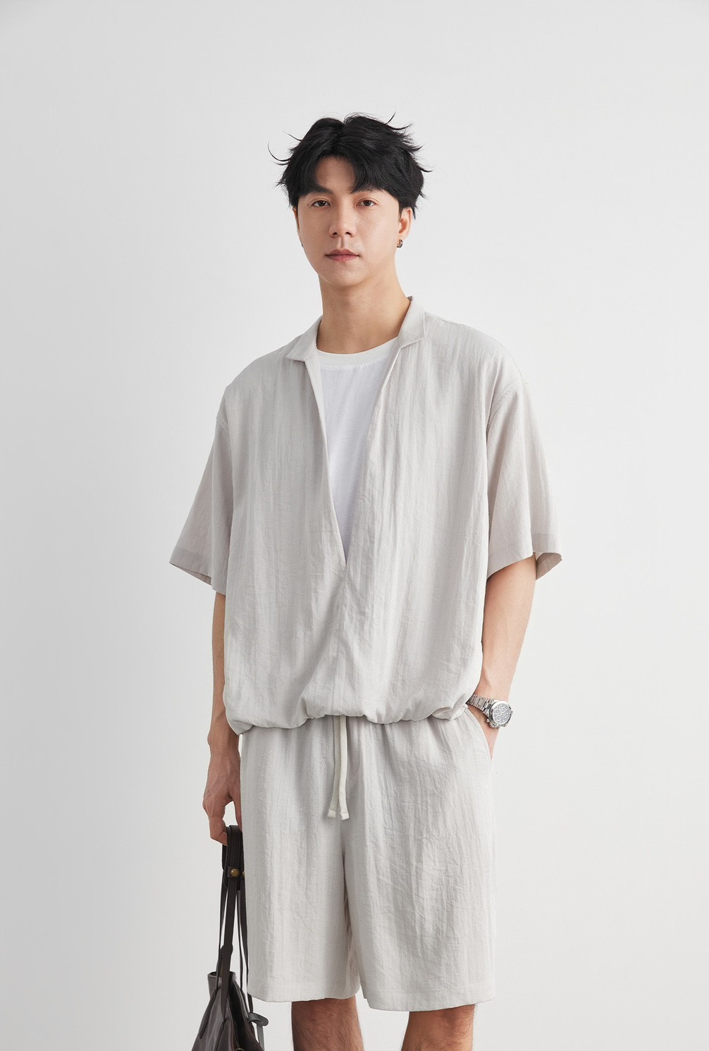 No.7010 男款棉麻V領假兩件套裝