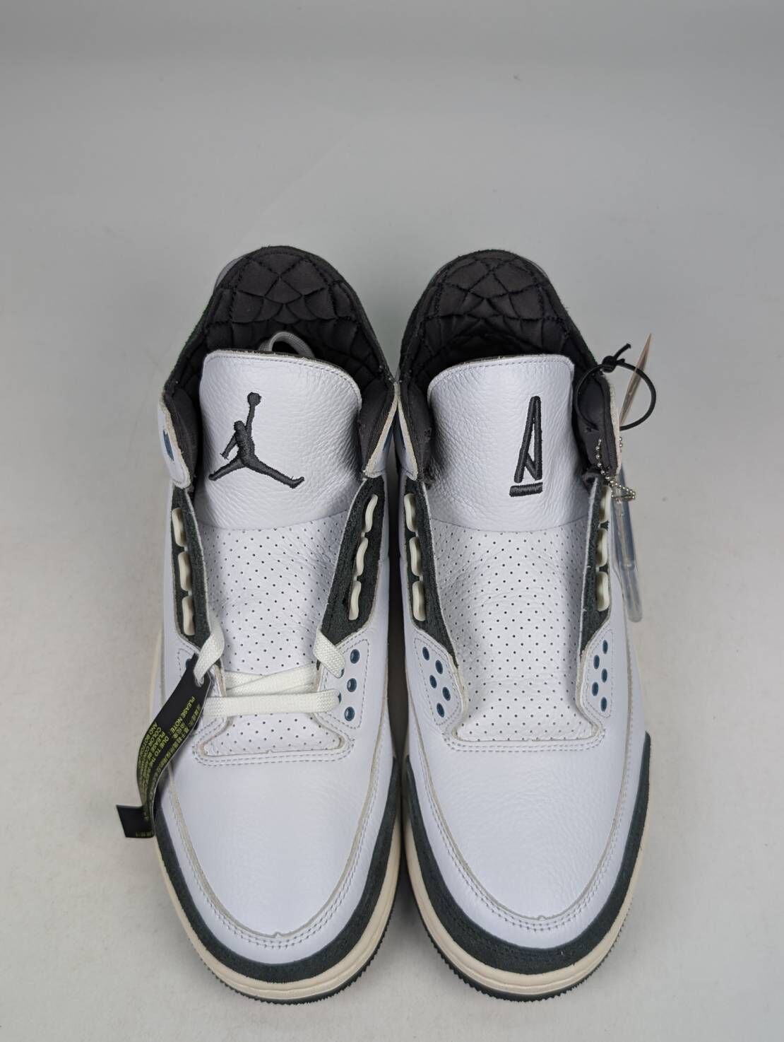 微瑕疵-左腳少一隻鞋帶 HV8571-100 M11 Air Jordan 3 x A Ma Maniere "Diffused Blue" 聯名款 白藍色 男鞋
