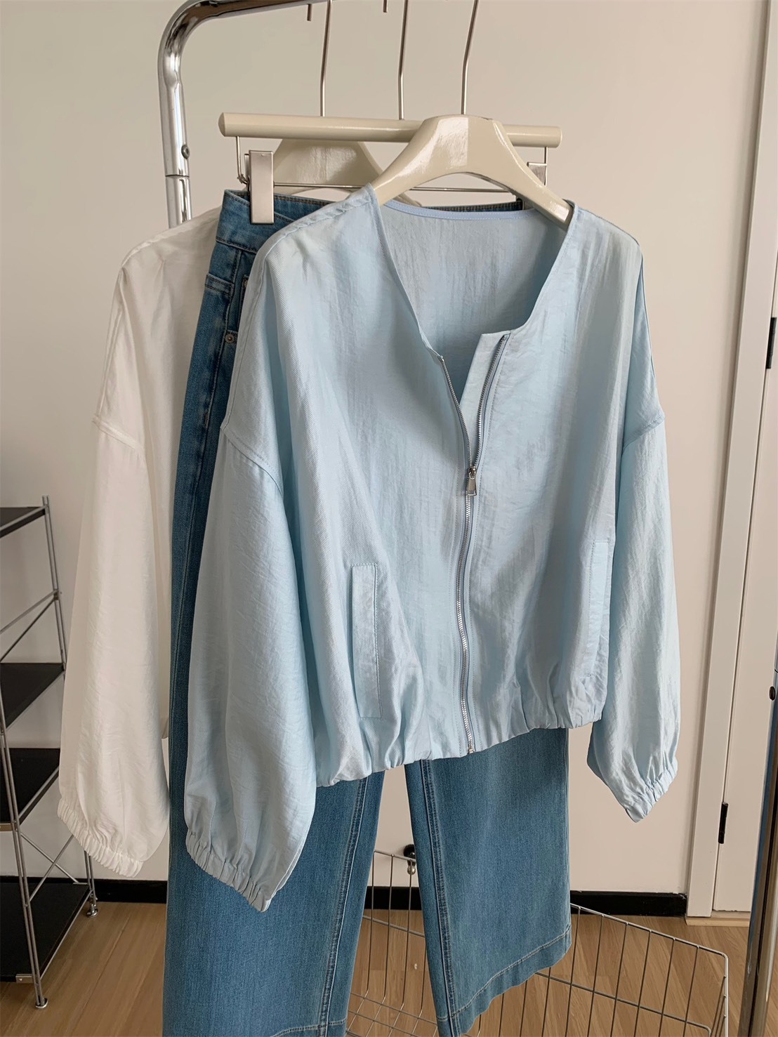 No.4167 超薄天絲圓領燈籠外套