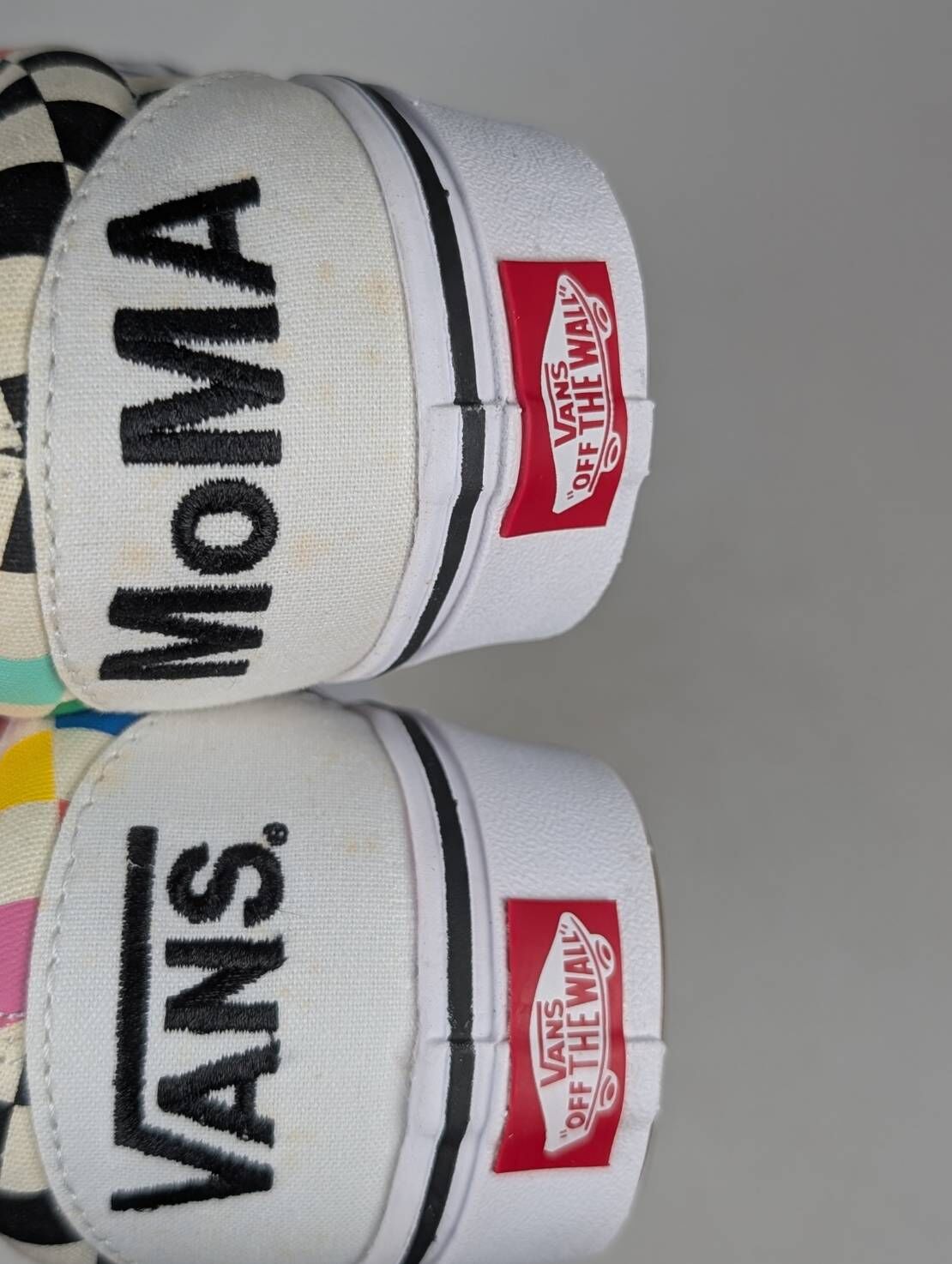 微瑕疵-左右腳明顯泛黃 VN0A3WM91PJ M5 VANS X MOMA滿版彩色棋盤格聯名限定版