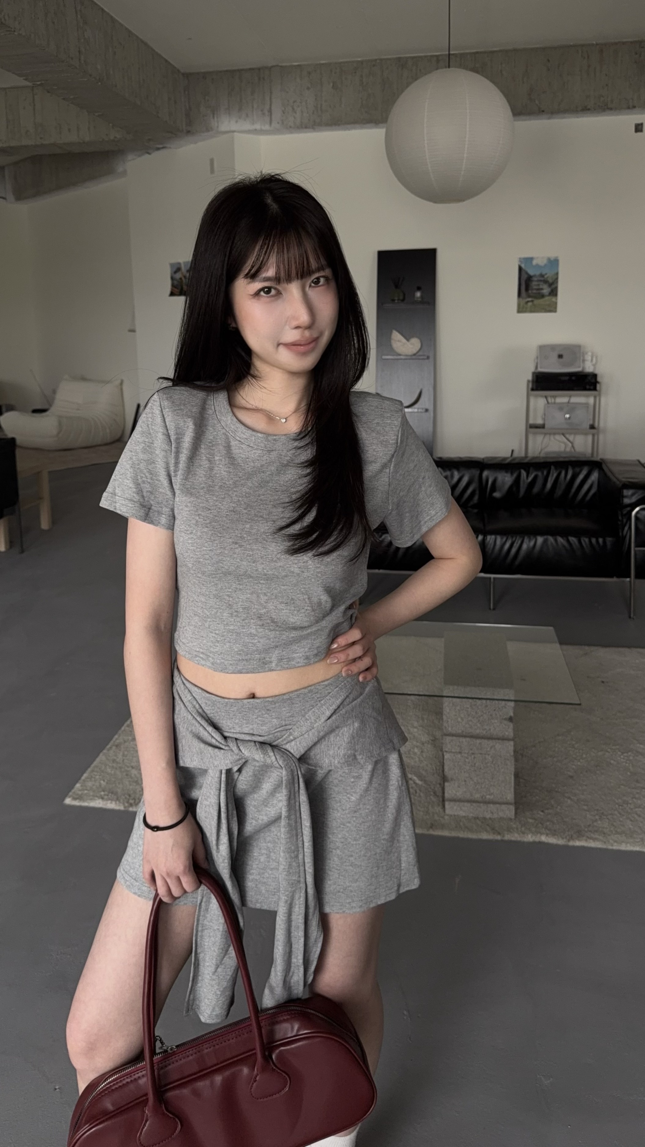 溫柔設計減齡-刺繡休閒套裝(附披肩)