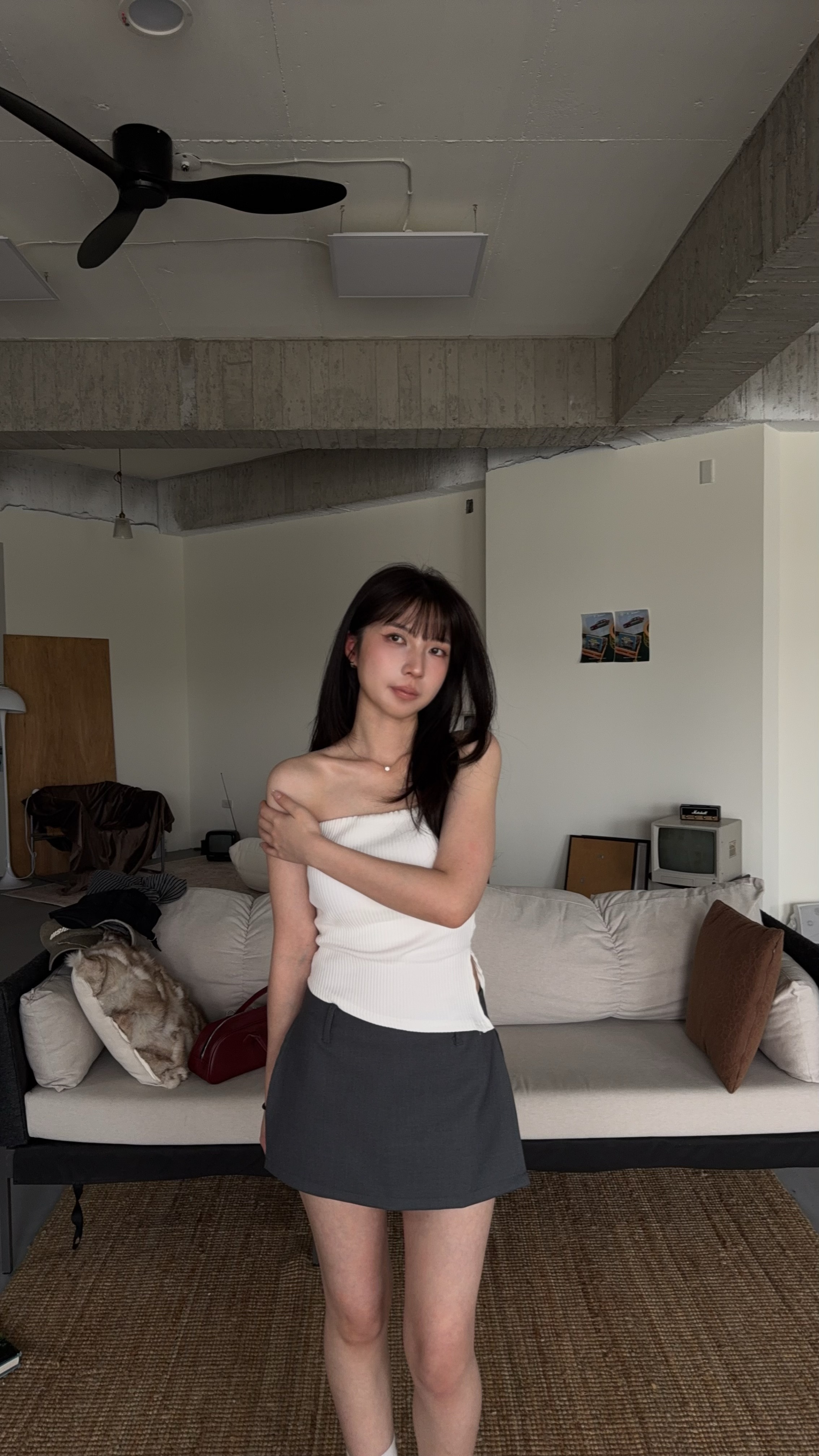 坑條斜擺開衩平口上衣