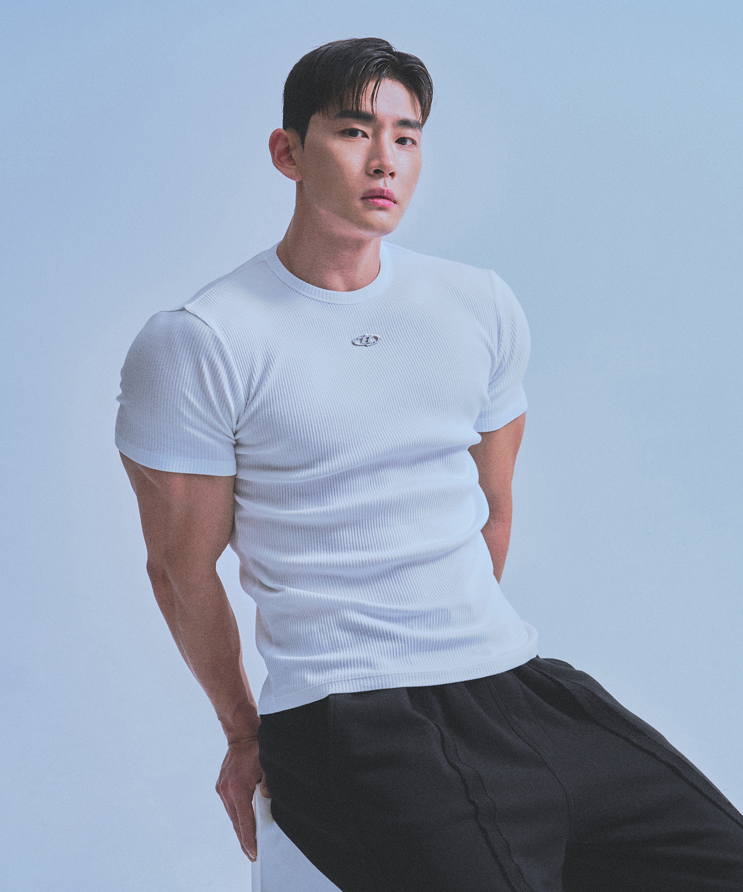 RIBBED B PENDANT MUSCLE FIT T-SHIRTS
