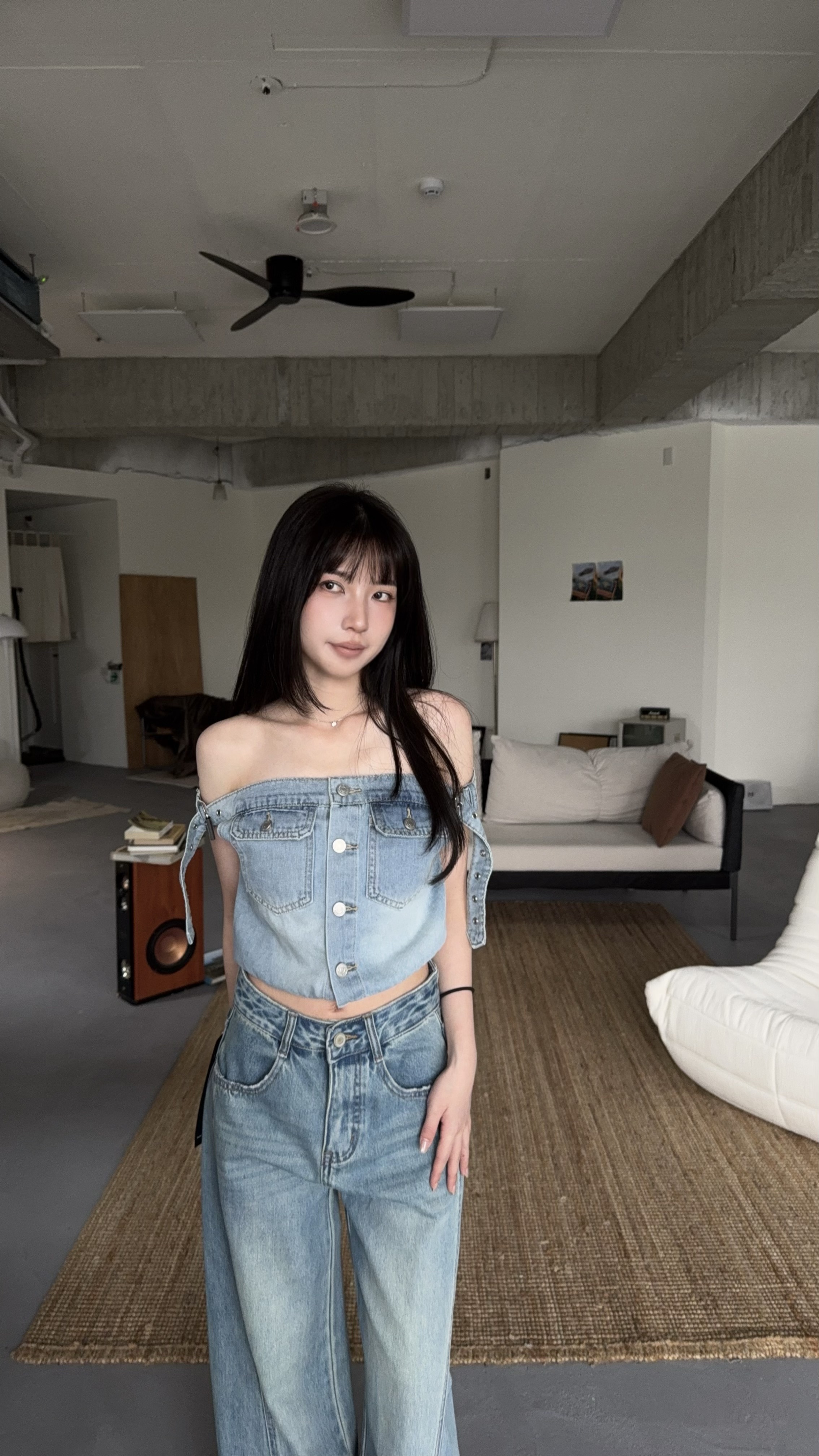 牛仔扣環造型平口上衣