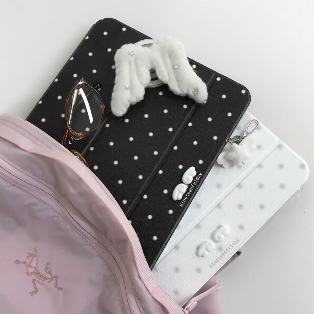 【預購】Nineteen Friday 3D 天使立體翅膀 點點 iPad 1+1 平板保護套 送替換素面套