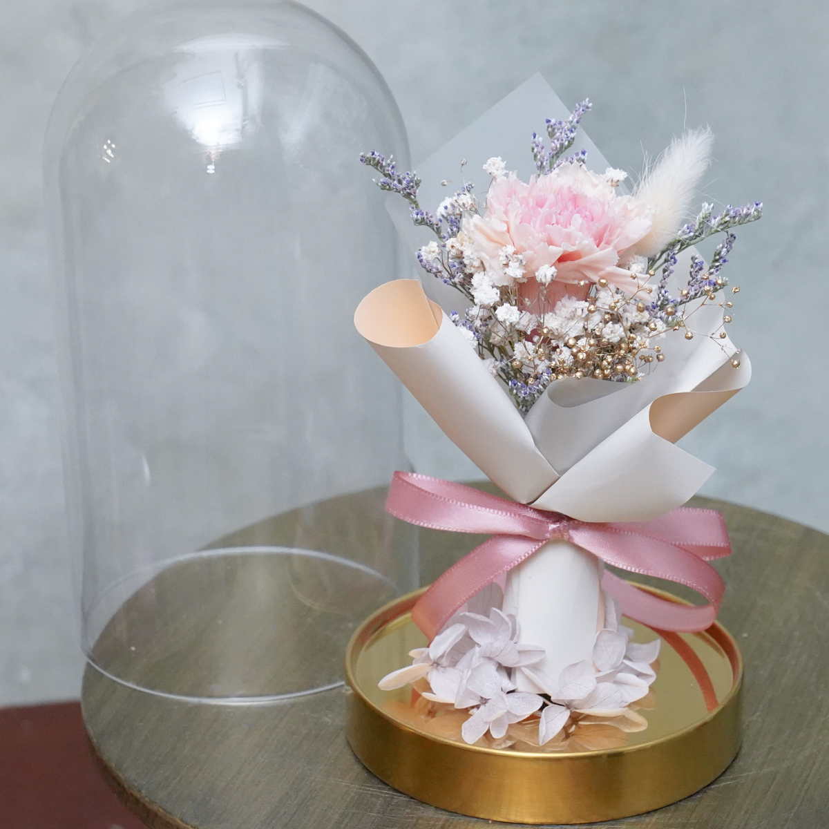 藕粉色康乃馨花語,母親節康乃馨永生花推薦1