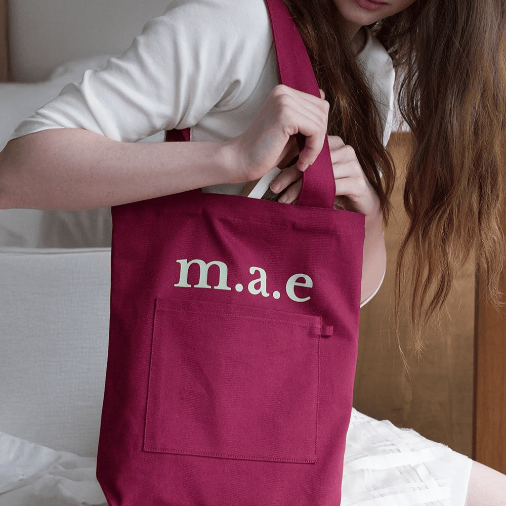 mucu and ebony (m.a.e)｜m.a.e Our logo Bag [4 colors]