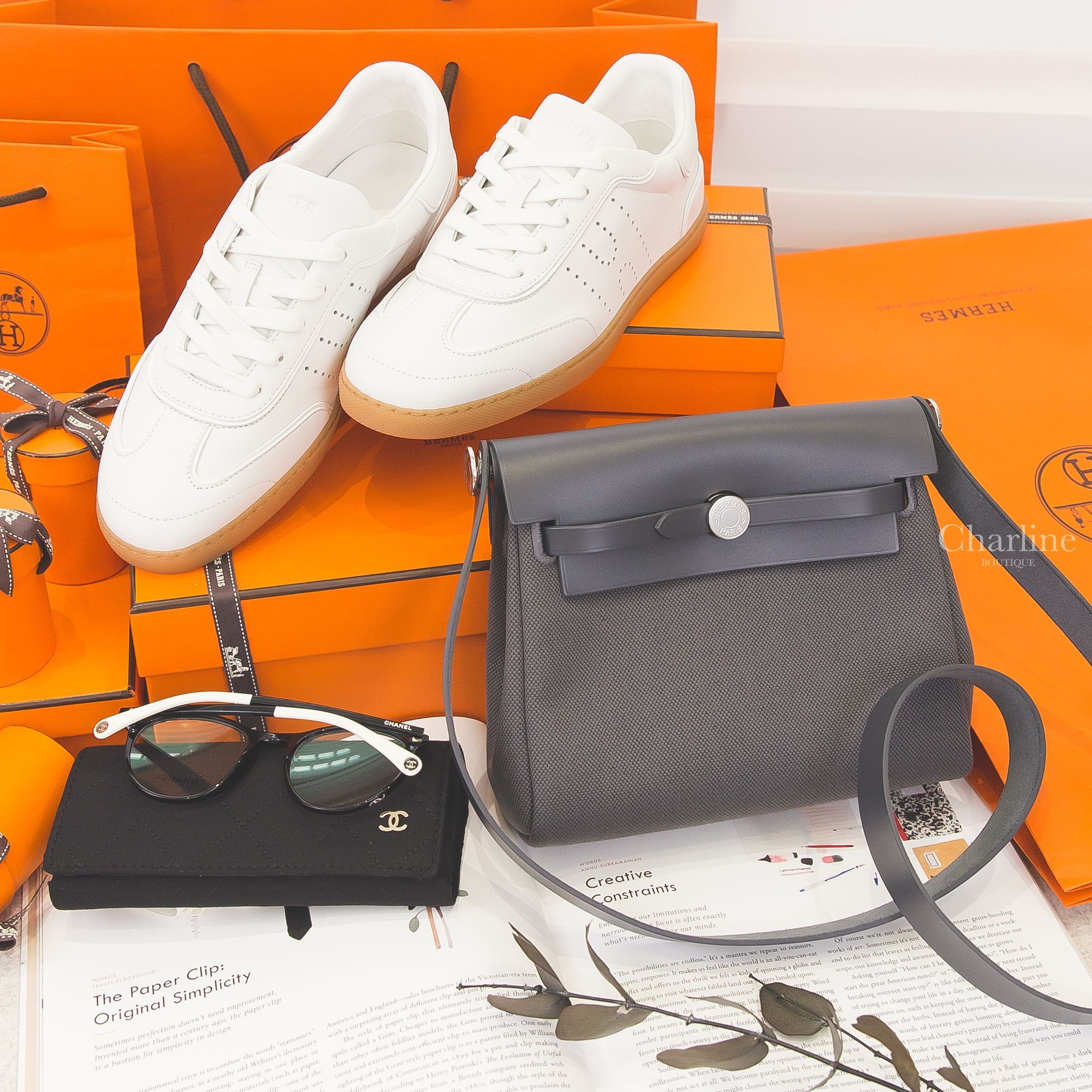 Hermès Herbag Zip 20 石板灰帆布拼皮革銀釦,Hermès Match Sneaker 白色牛皮側邊簍空洞洞H運動鞋,Chanel 黑白拼色圓框側邊銀色Logo鏡腳透明圓型CC平光眼鏡-Charline Boutique 精品代購
