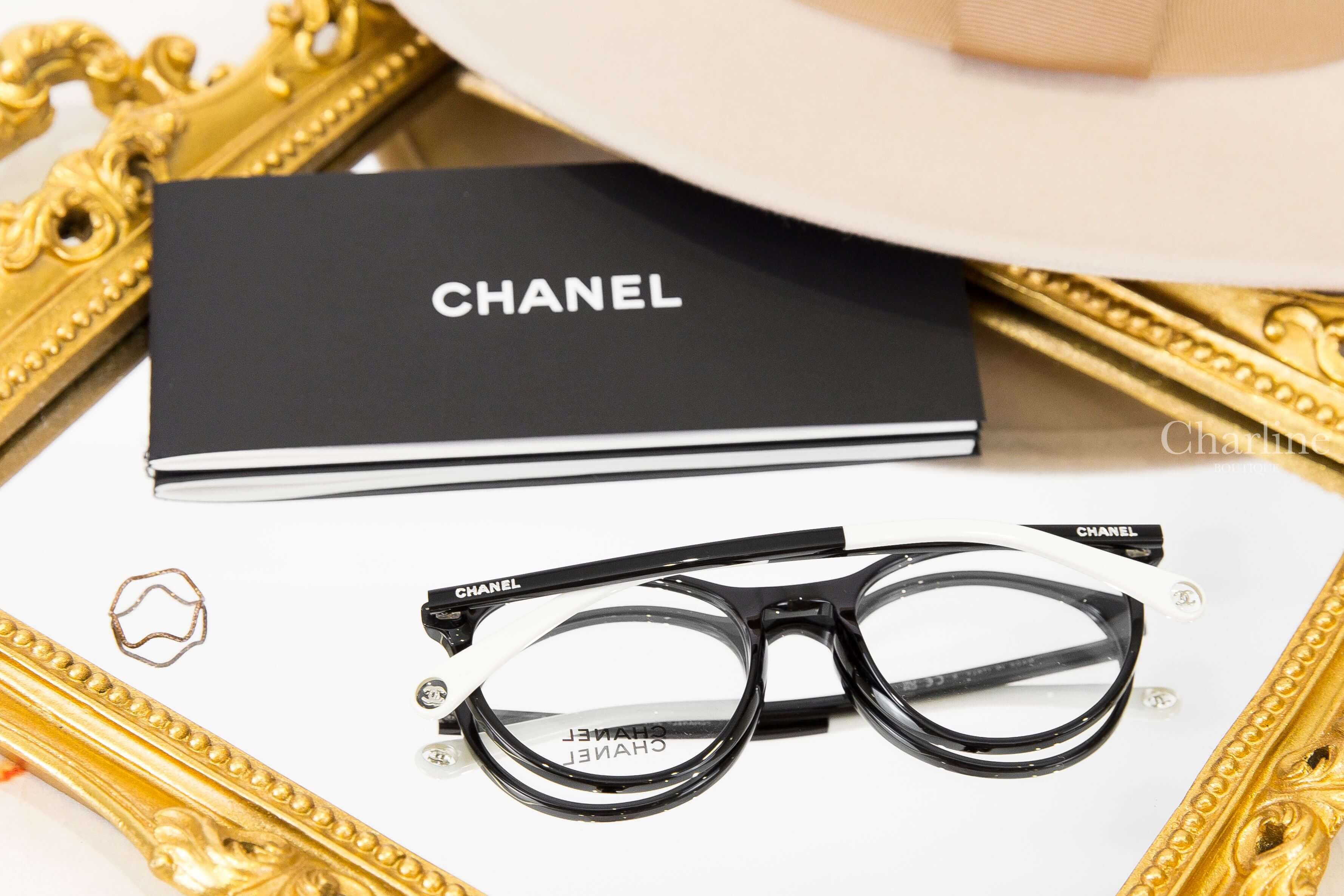 Chanel Pantos Eyeglasses 黑白拼色圓框側邊銀色 Logo 鏡腳透明圓型CC平光眼鏡-Charline Boutique 精品代購