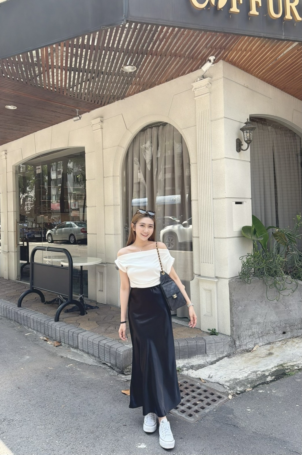 ［現貨］🔥04.29春夏新品］💕闆娘的心血］💥品牌款高腰內鬆緊腰超美光澤緞面半裙（顯瘦黑/4色）