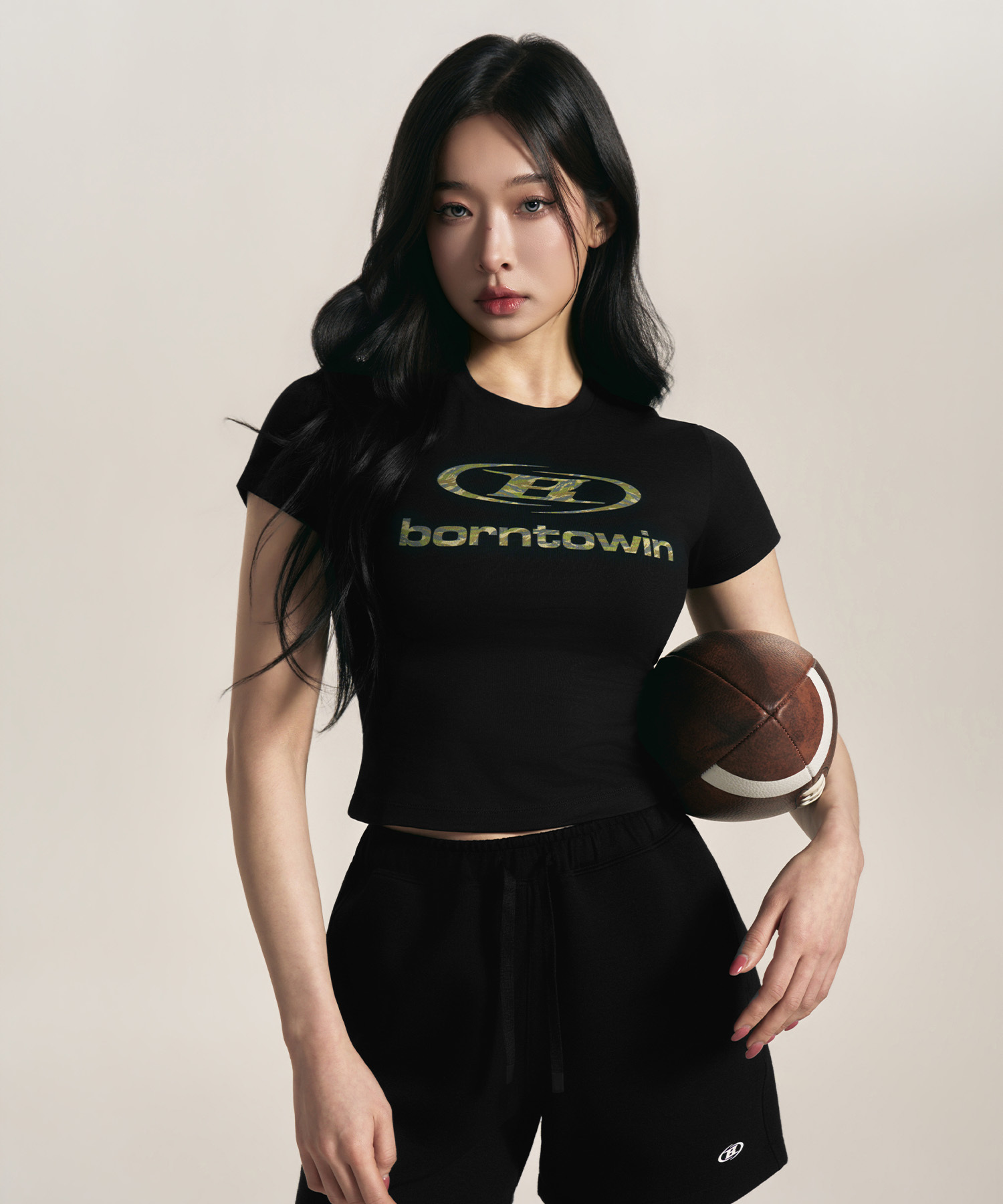 W CAMO SYMBOL B LOGO T-SHIRTS