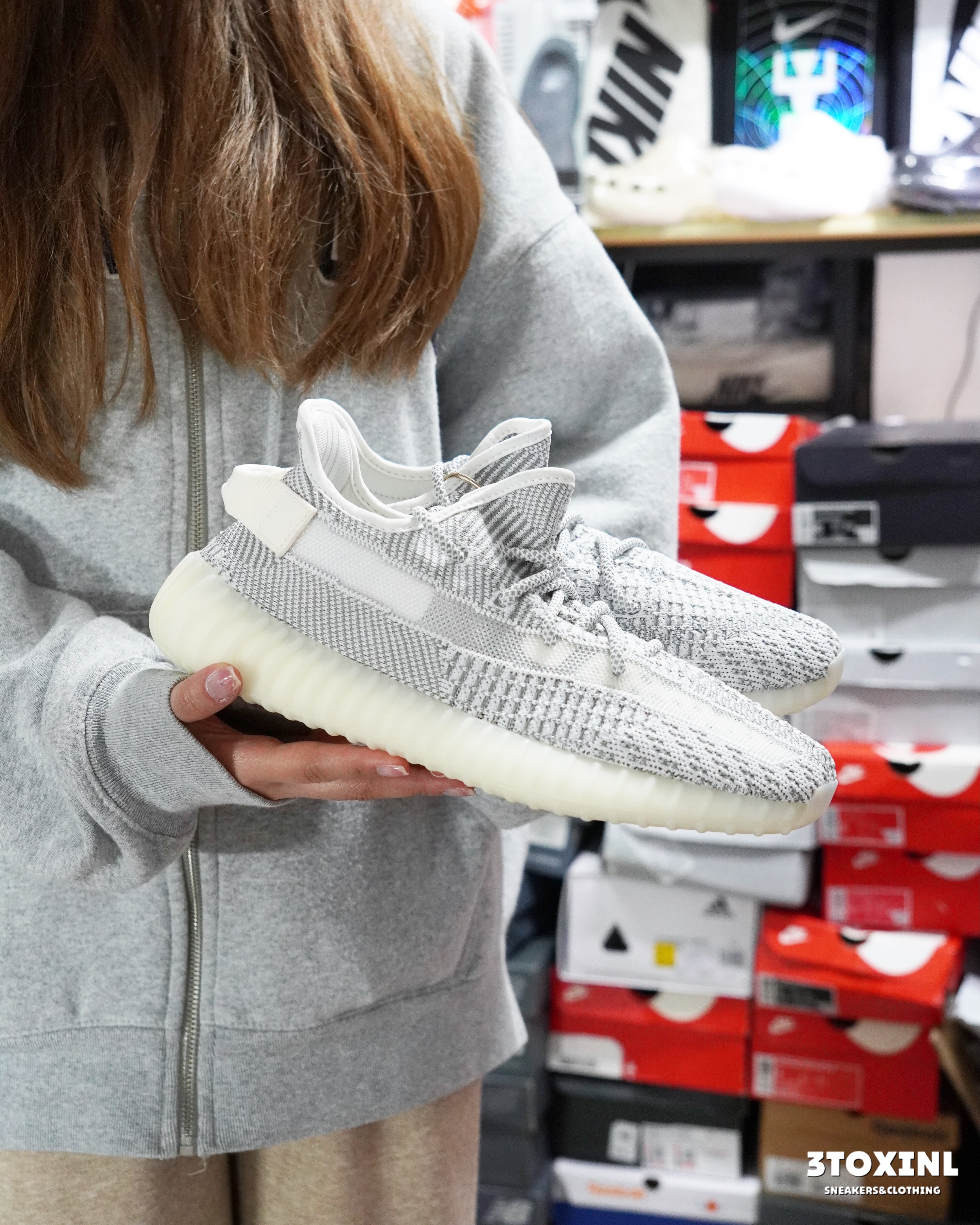 (預訂) Adidas Yeezy Boost 350 V2 - Static