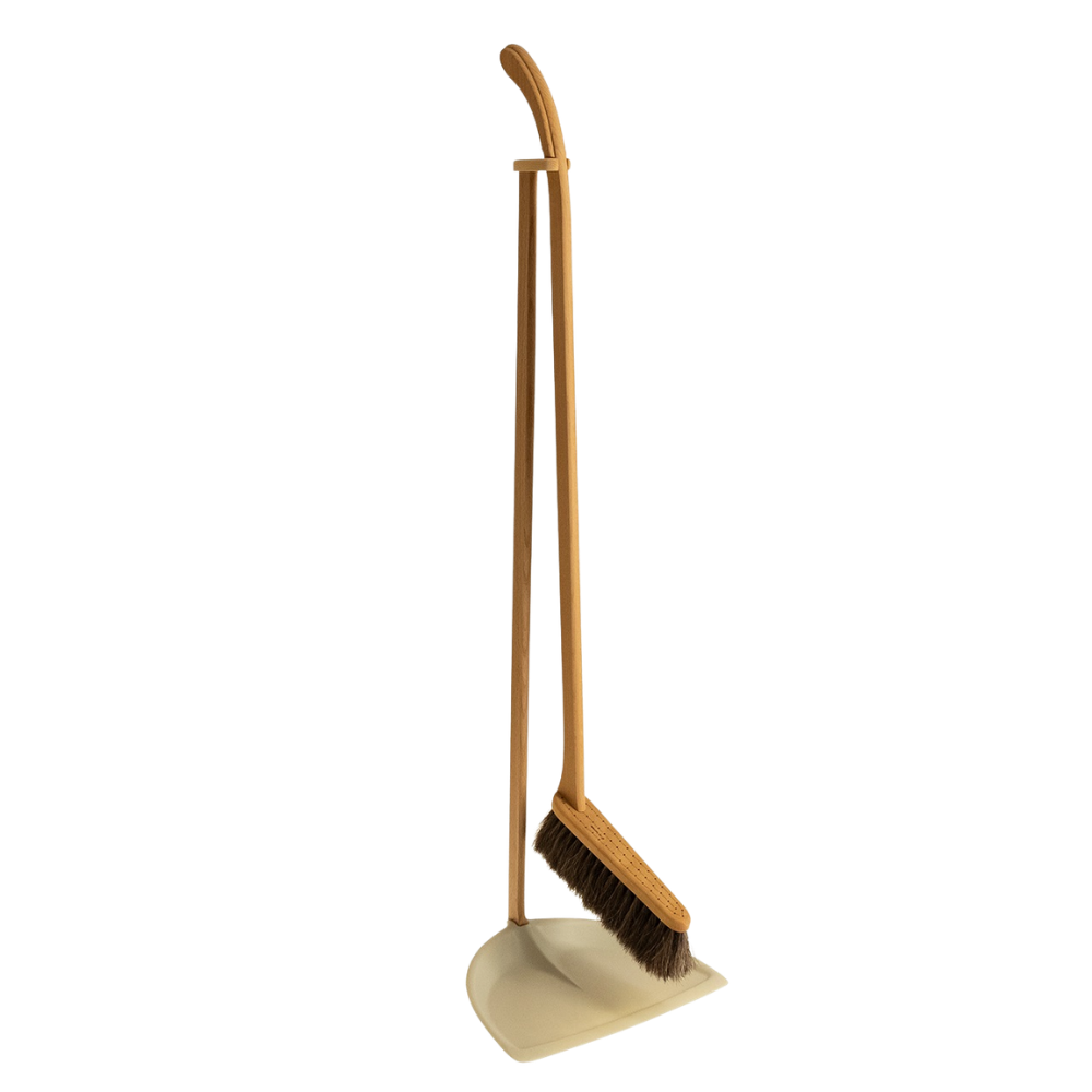 瑞典iris hantverk 馬毛長柄立式畚箕刷組(奶霧白)