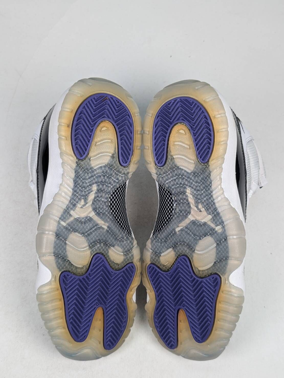 微瑕疵-左右腳中底鞋底泛黃 378038-100 4Y Air Jordan 11 「 Concord 」GS 女段