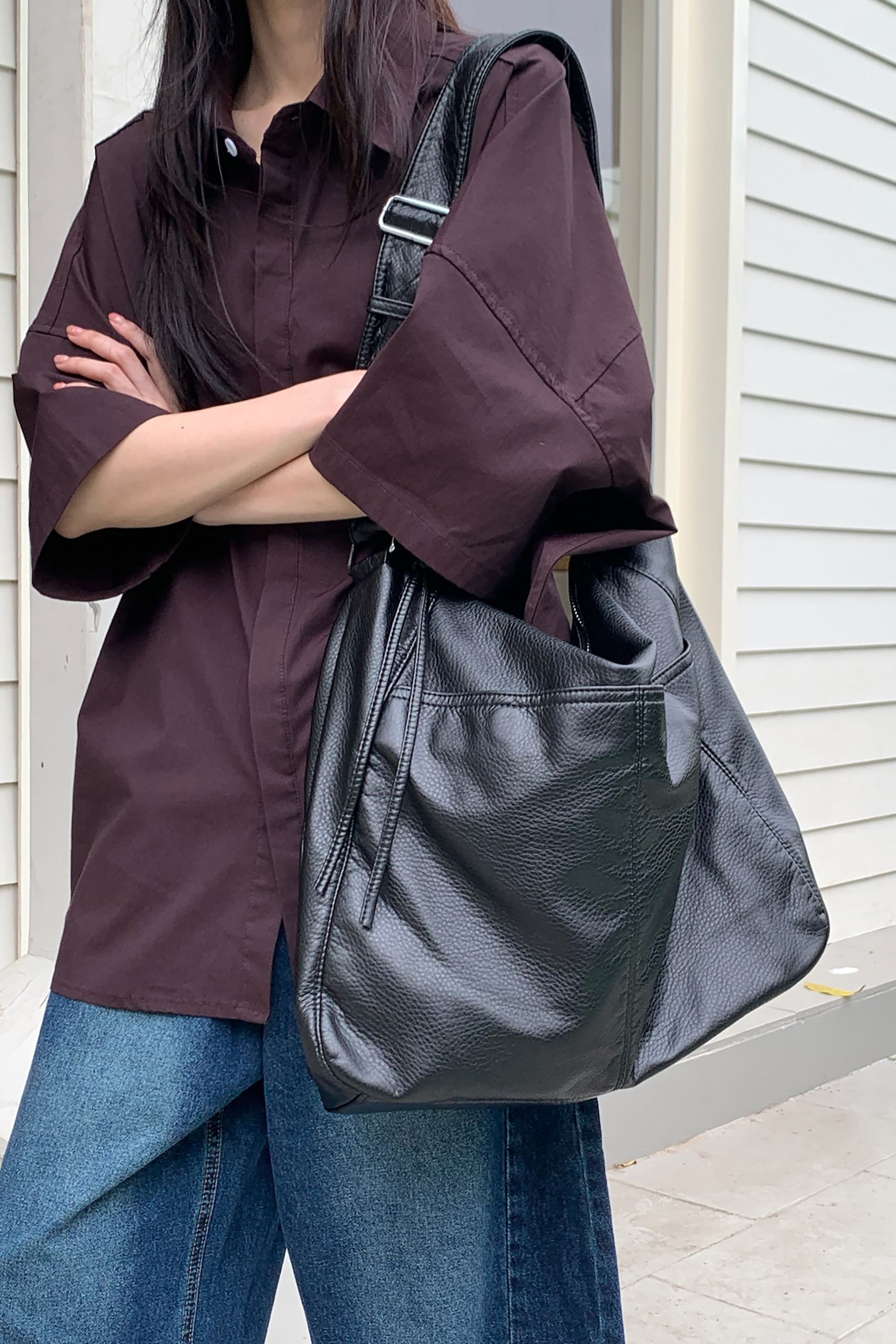 April｜大容量皮革側背包 2色