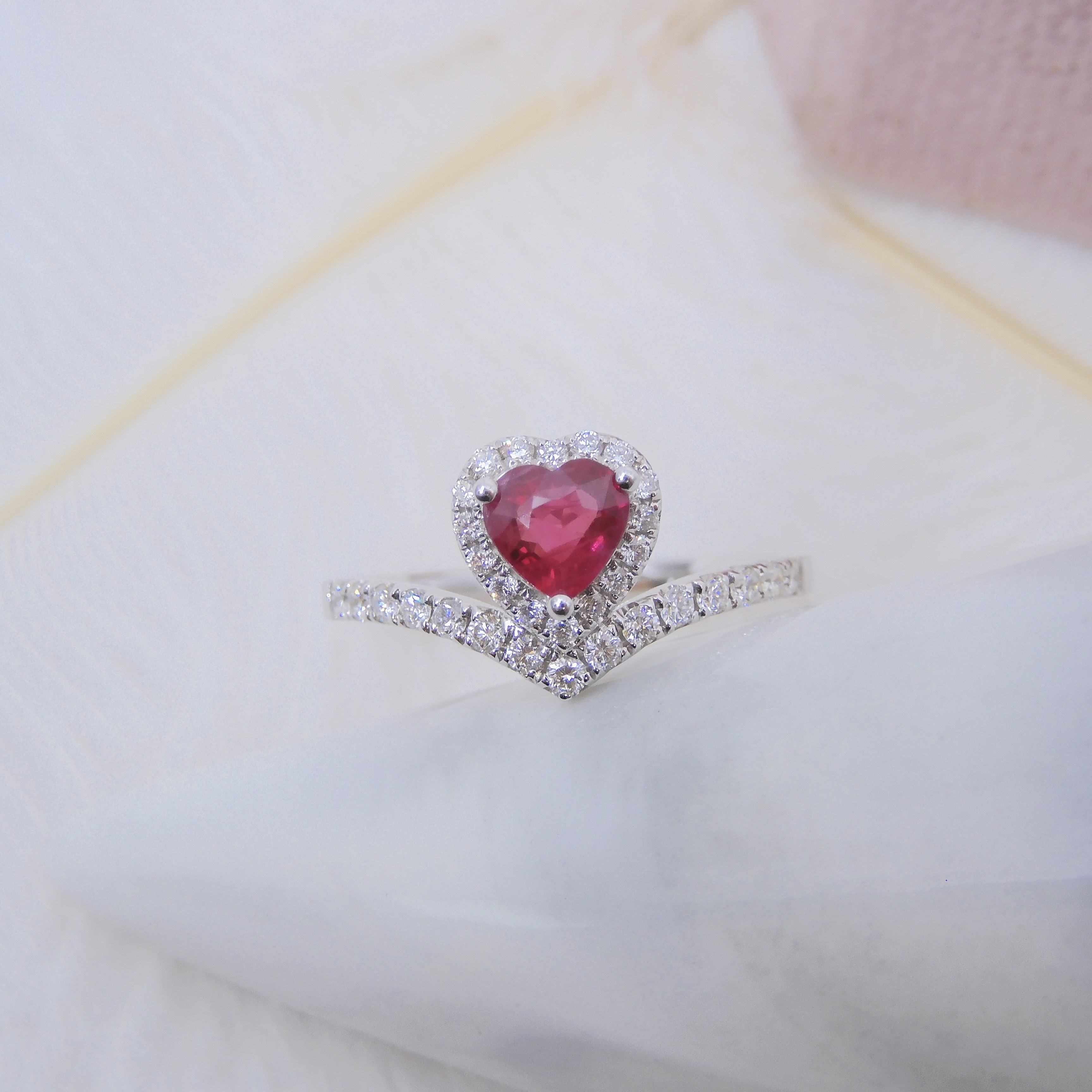 18K Gold 0.48ct Ruby Ring (With Certificate)