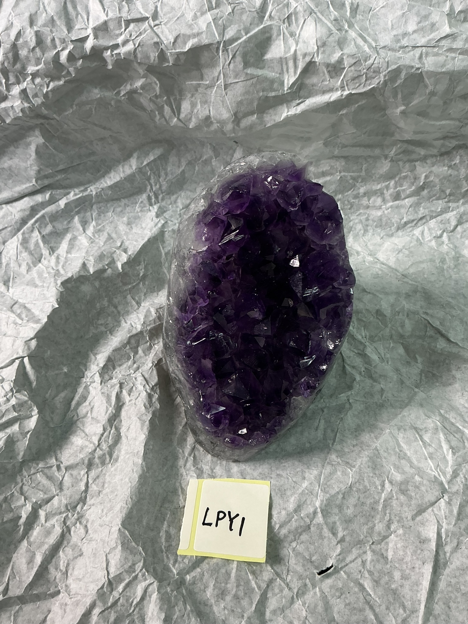 ZB087 LPY1 紫水晶擺件 0.65-0.75kg