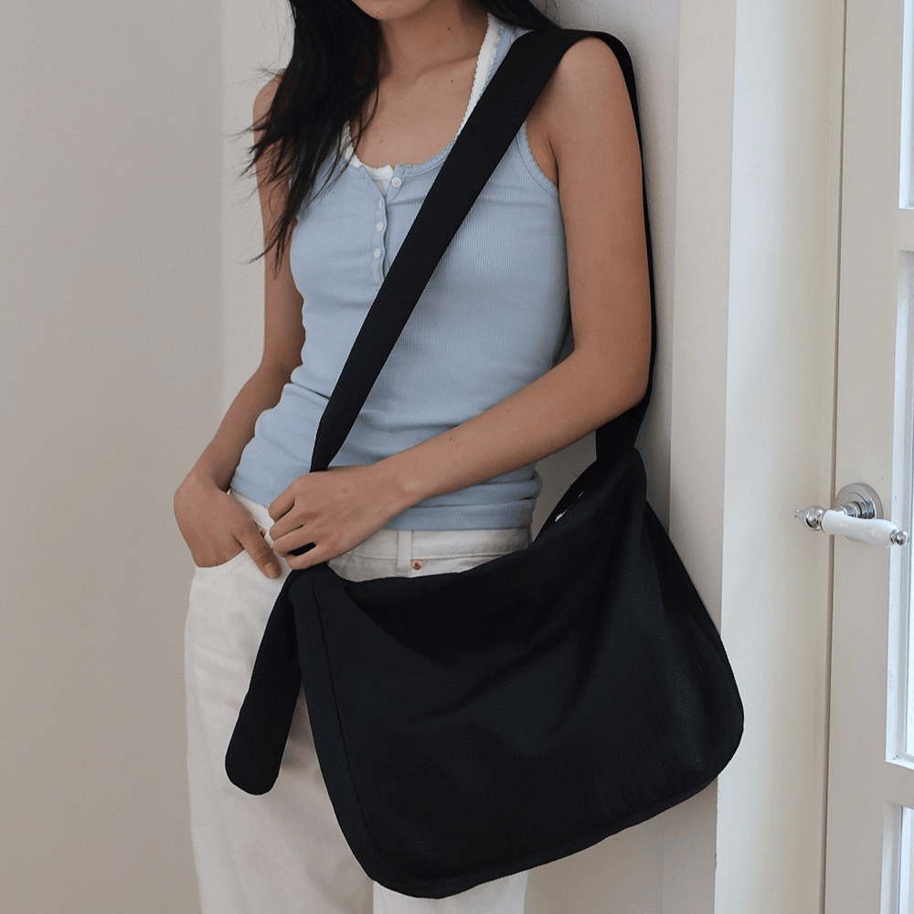 mucu and ebony (m.a.e)｜Cozy Nylon Cross Bag [2 colors]