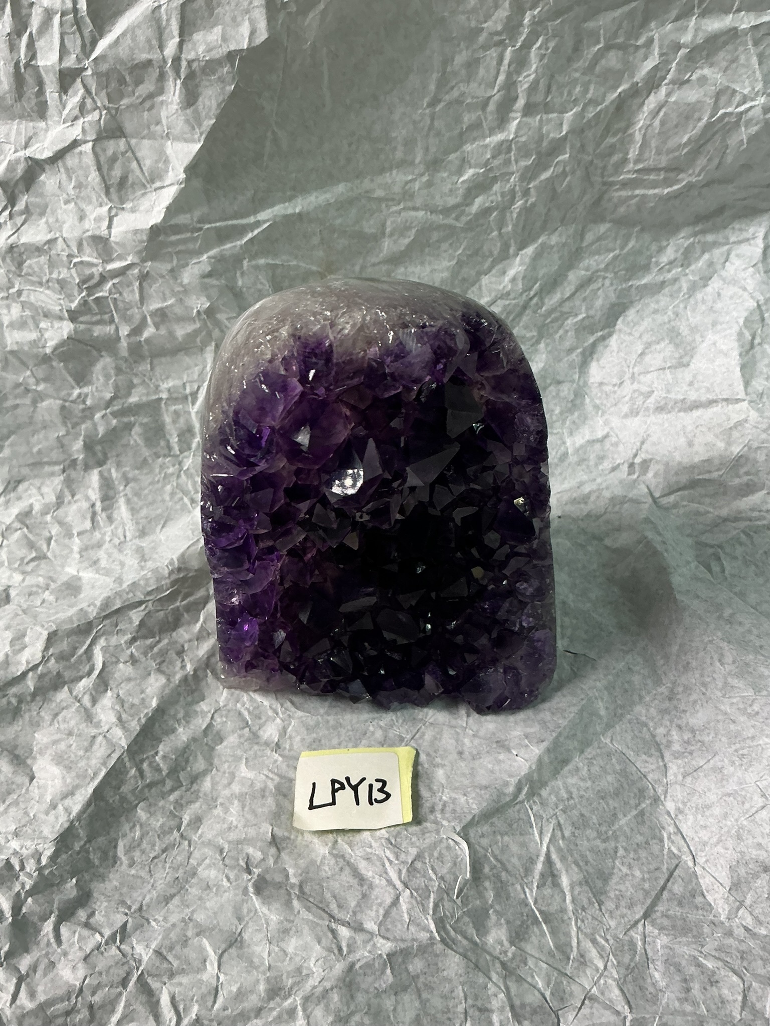 ZB099 LPY13 紫水晶擺件 0.65-0.75kg