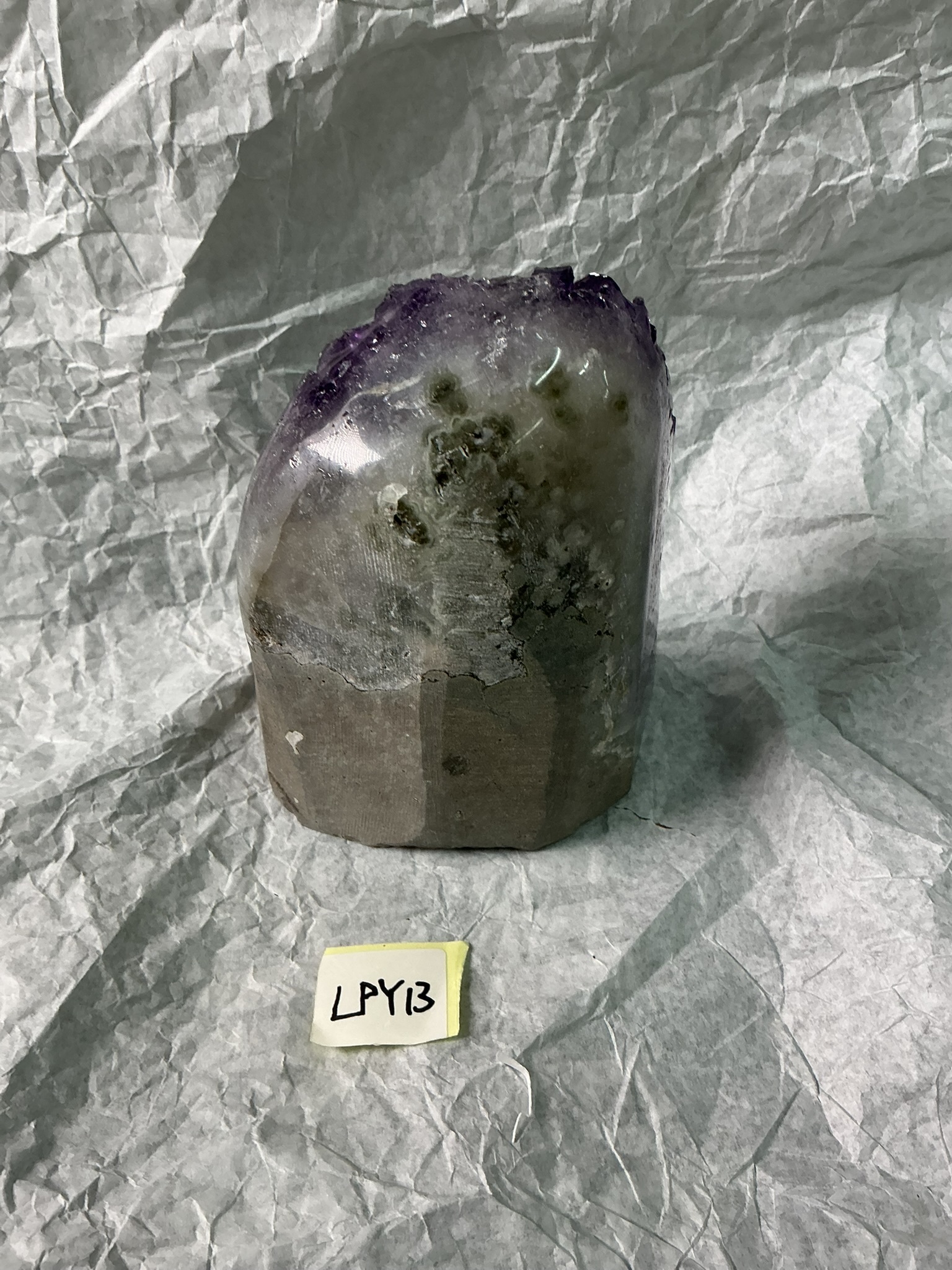 ZB099 LPY13 紫水晶擺件 0.65-0.75kg