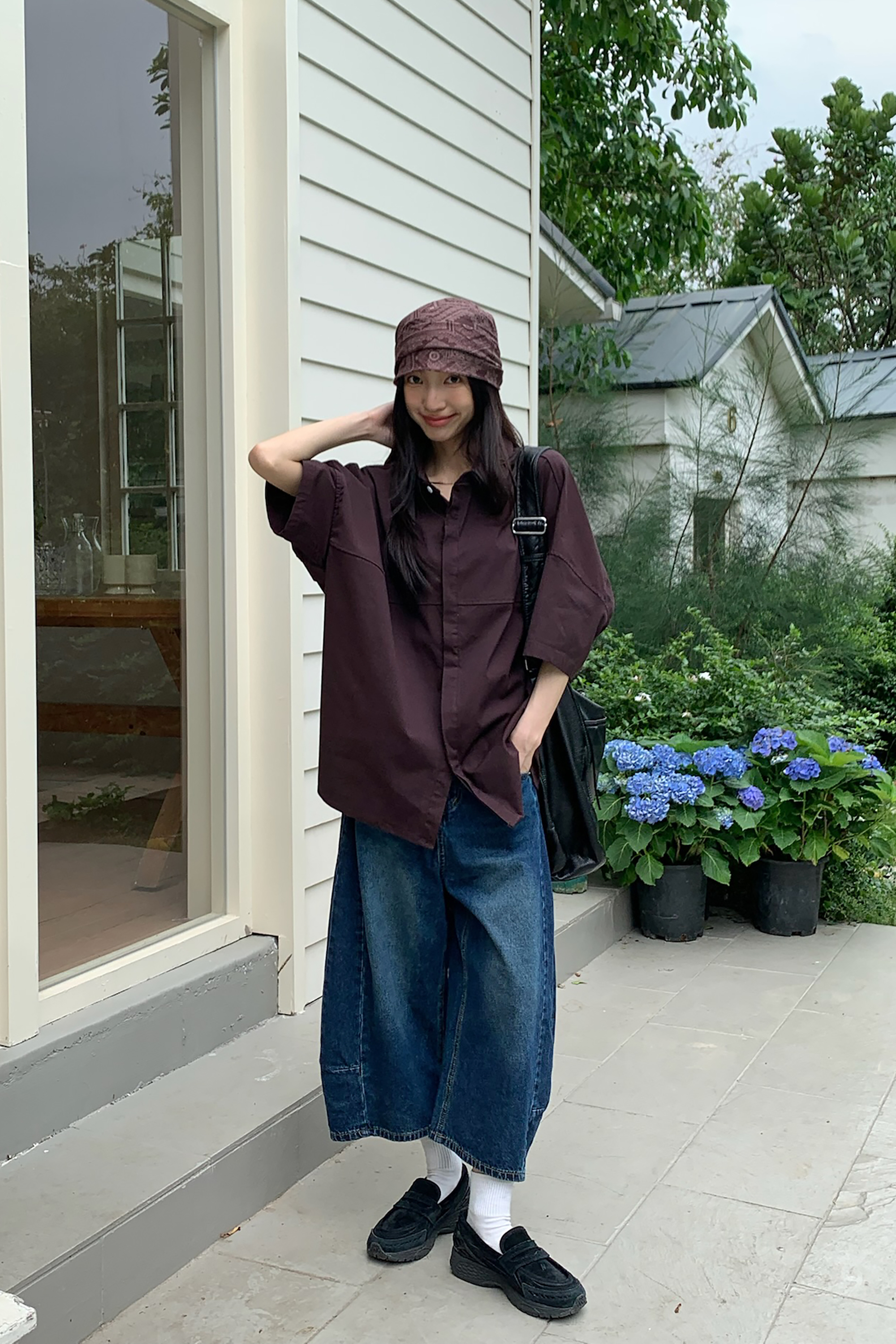 April｜質感深咖紅藏釦短袖襯衫