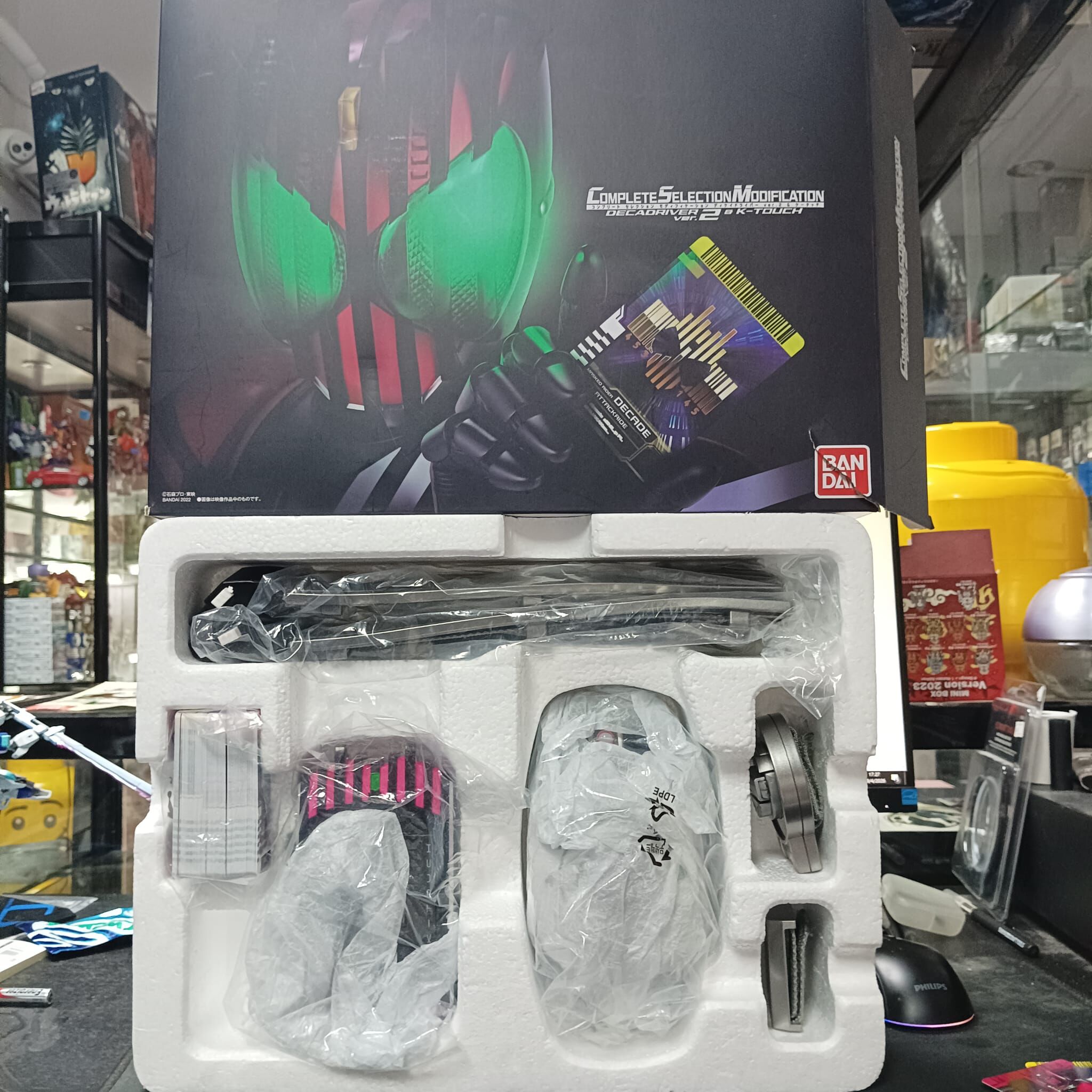 幪面超人-CSM Decade ver2.0 豪華版（其中五張卡為副廠卡） + Rider Book武器 +Extra卡set