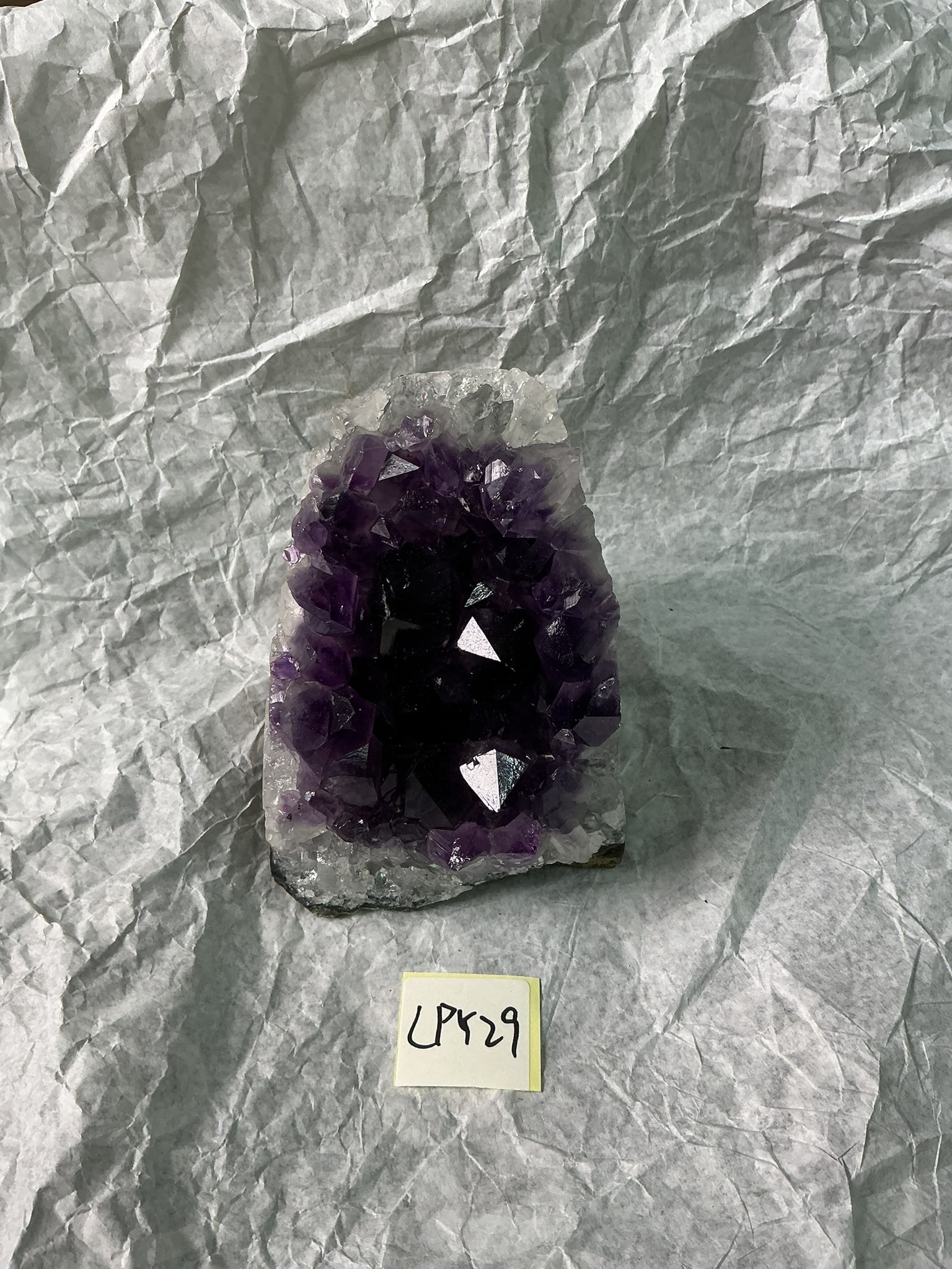 ZB115 LPY29 紫水晶擺件 0.65-0.75kg