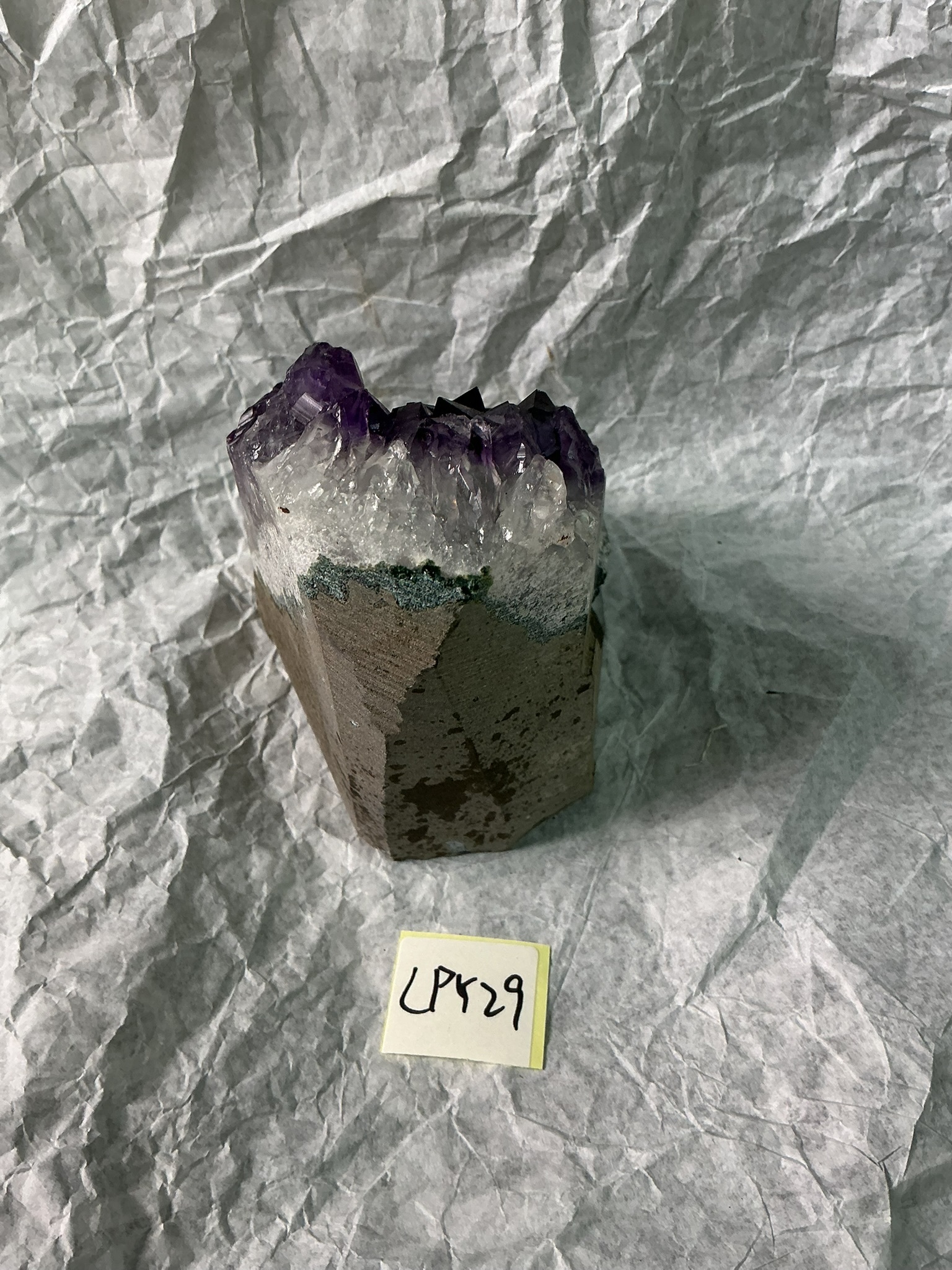 ZB115 LPY29 紫水晶擺件 0.65-0.75kg