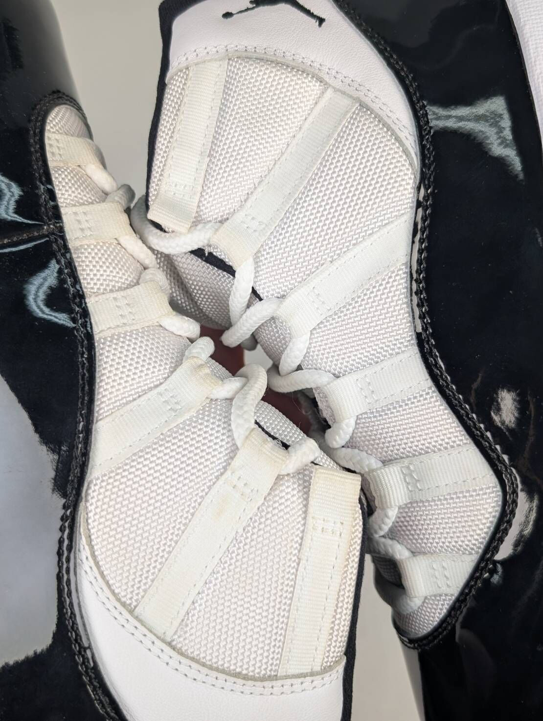 微瑕疵-左右腳中底鞋底泛黃鞋面色差 378037-100 M8.5 Air Jordan 11 「 Concord 」
