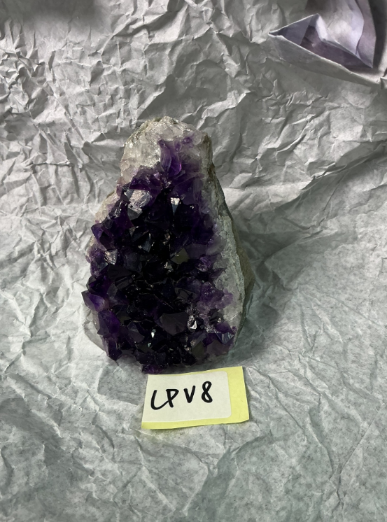 ZB008 LPV8 紫水晶擺件 0.15-0.3kg